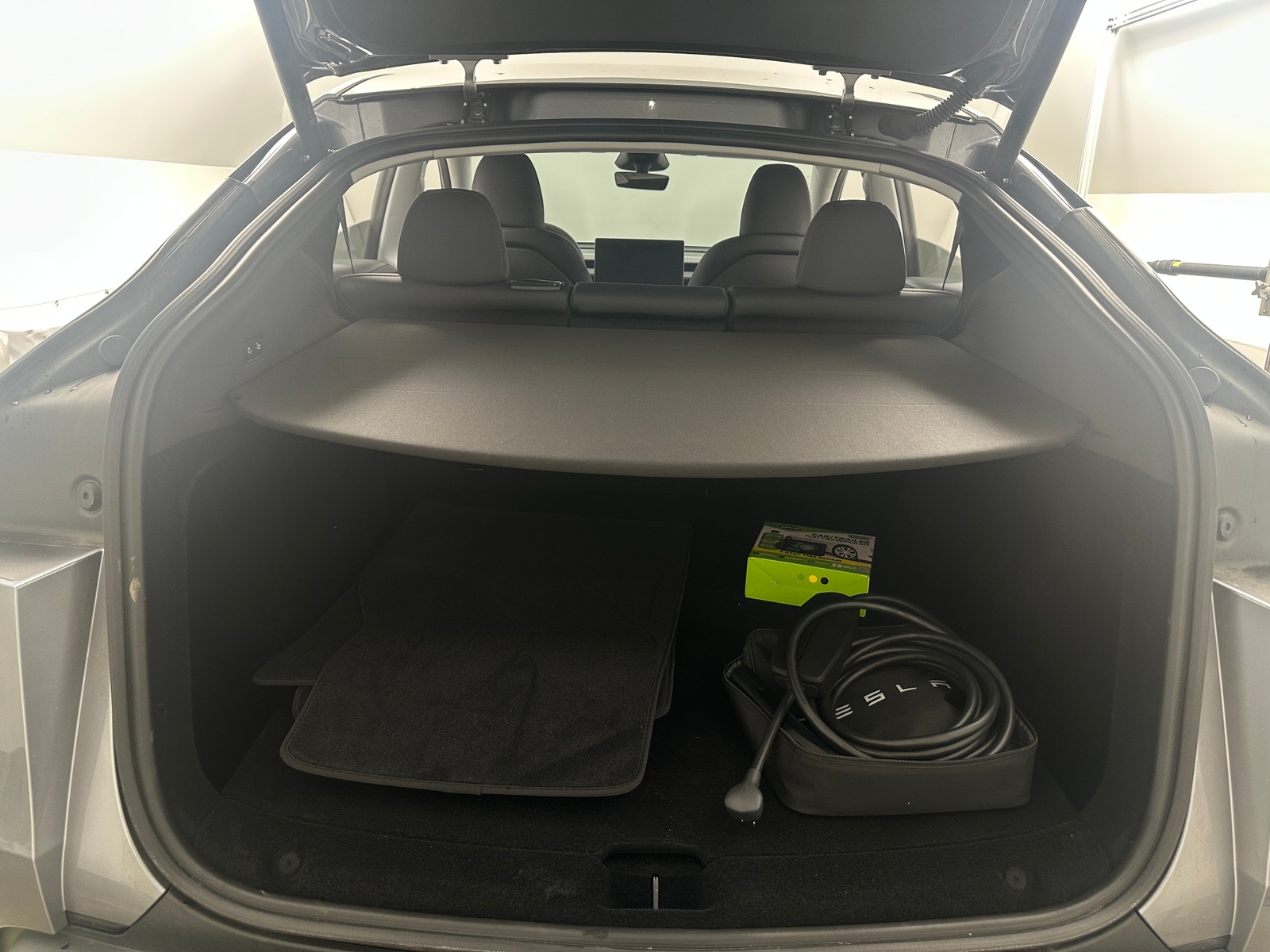 Thumbnail: 2026 Tesla Model Y - 6