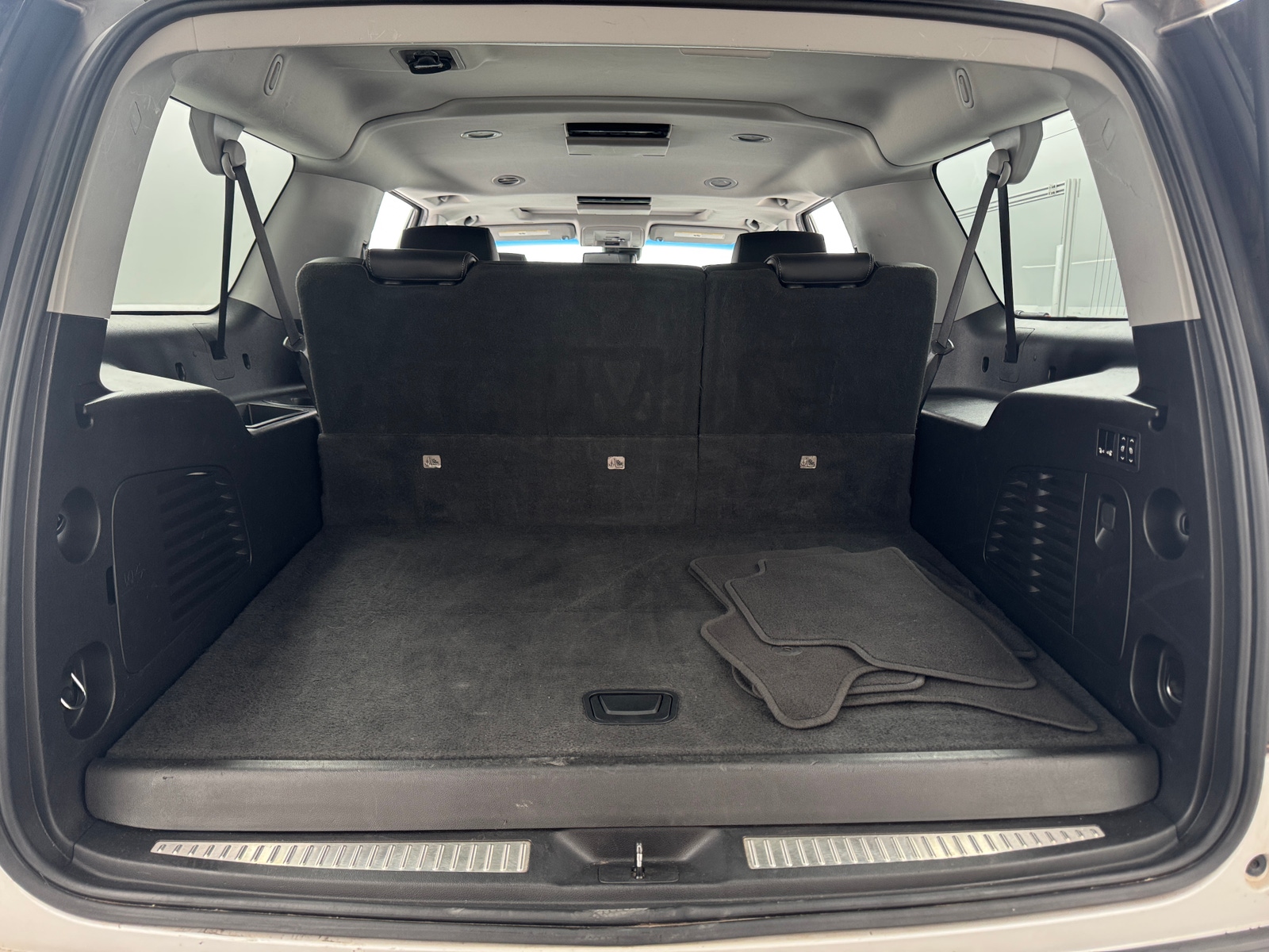 Thumbnail: 2019 GMC Yukon XL - 6