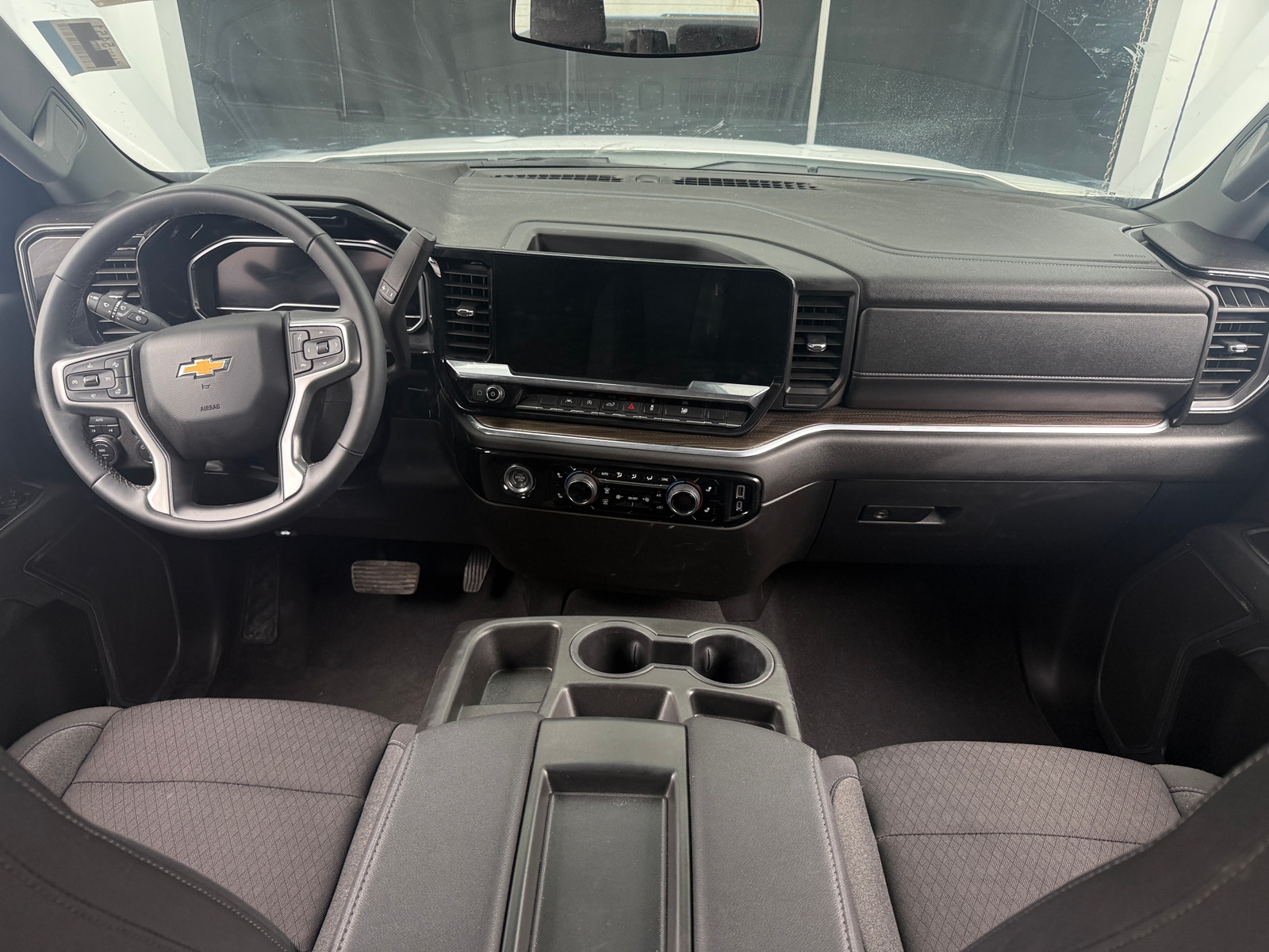 Thumbnail: 2024 Chevrolet Silverado 1500 - 3