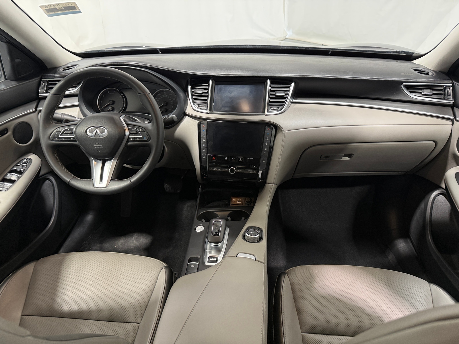 Thumbnail: 2025 INFINITI QX50 - 2