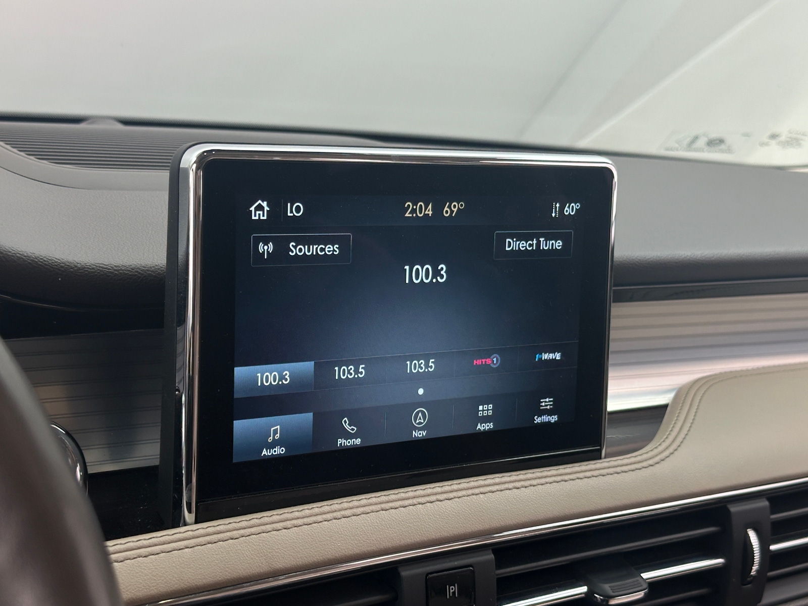 Thumbnail: 2021 Lincoln Corsair - 3