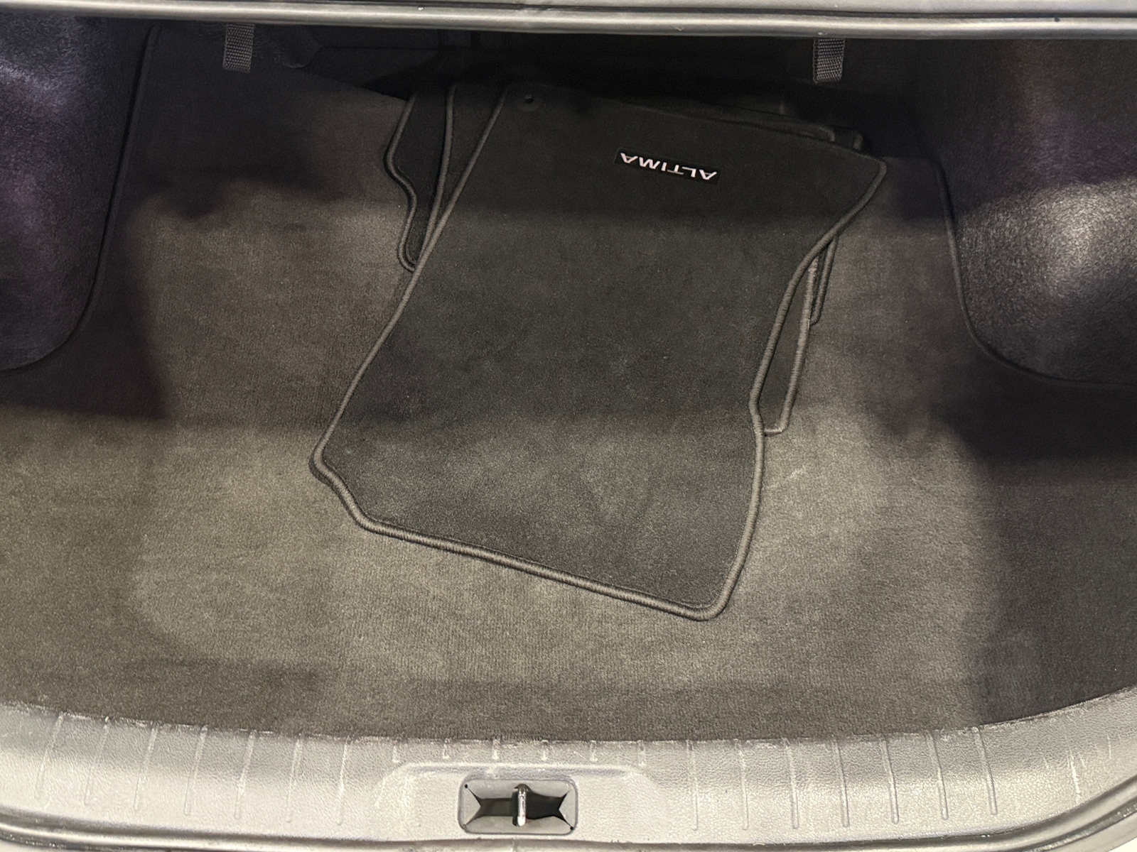 Thumbnail: 2025 Nissan Altima - 7