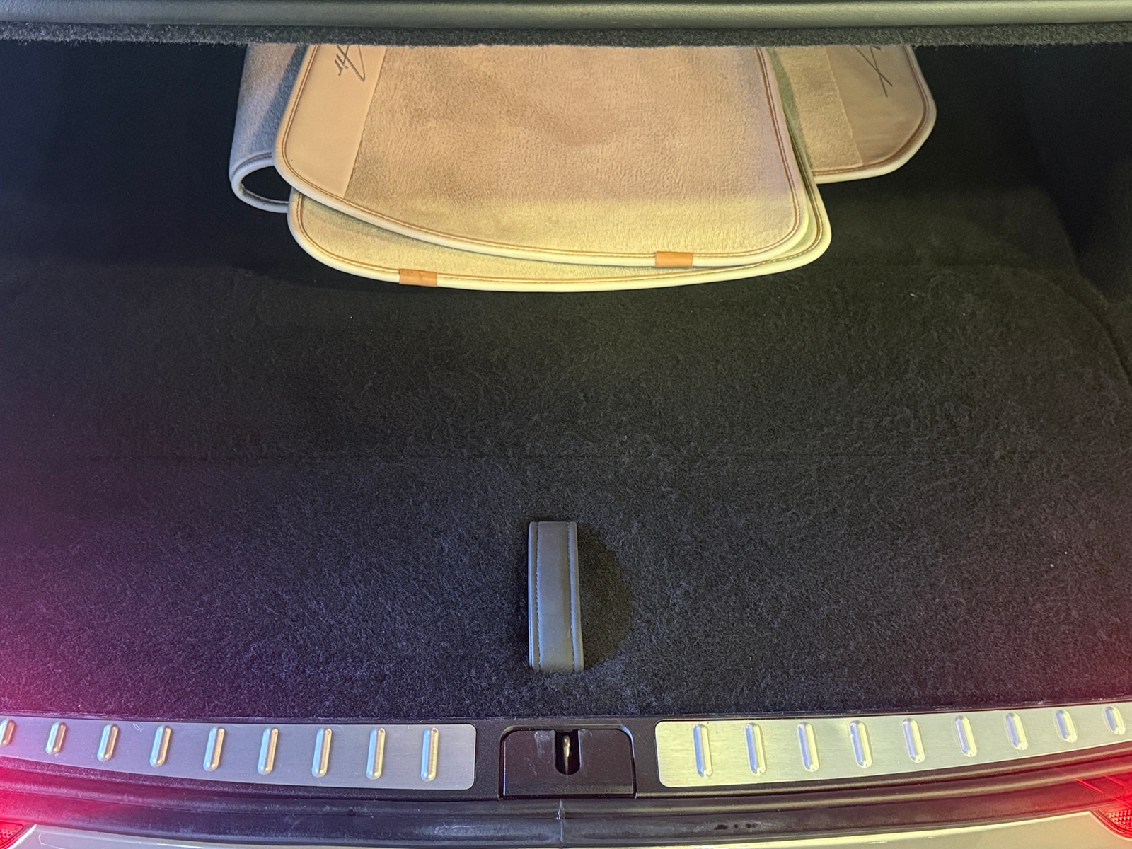 Thumbnail: 2022 Lucid Air - 6