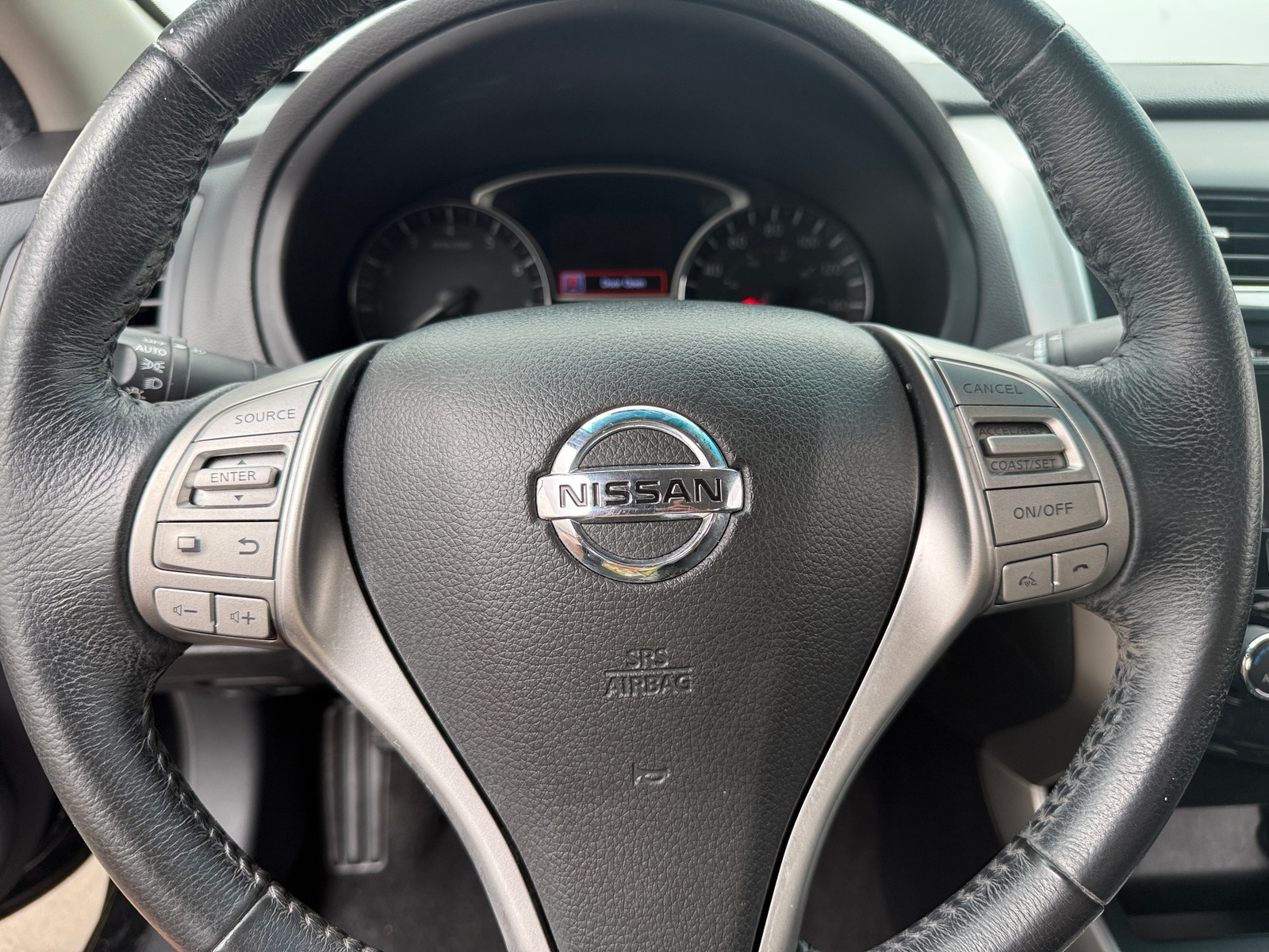 Thumbnail: 2015 Nissan Altima - 5