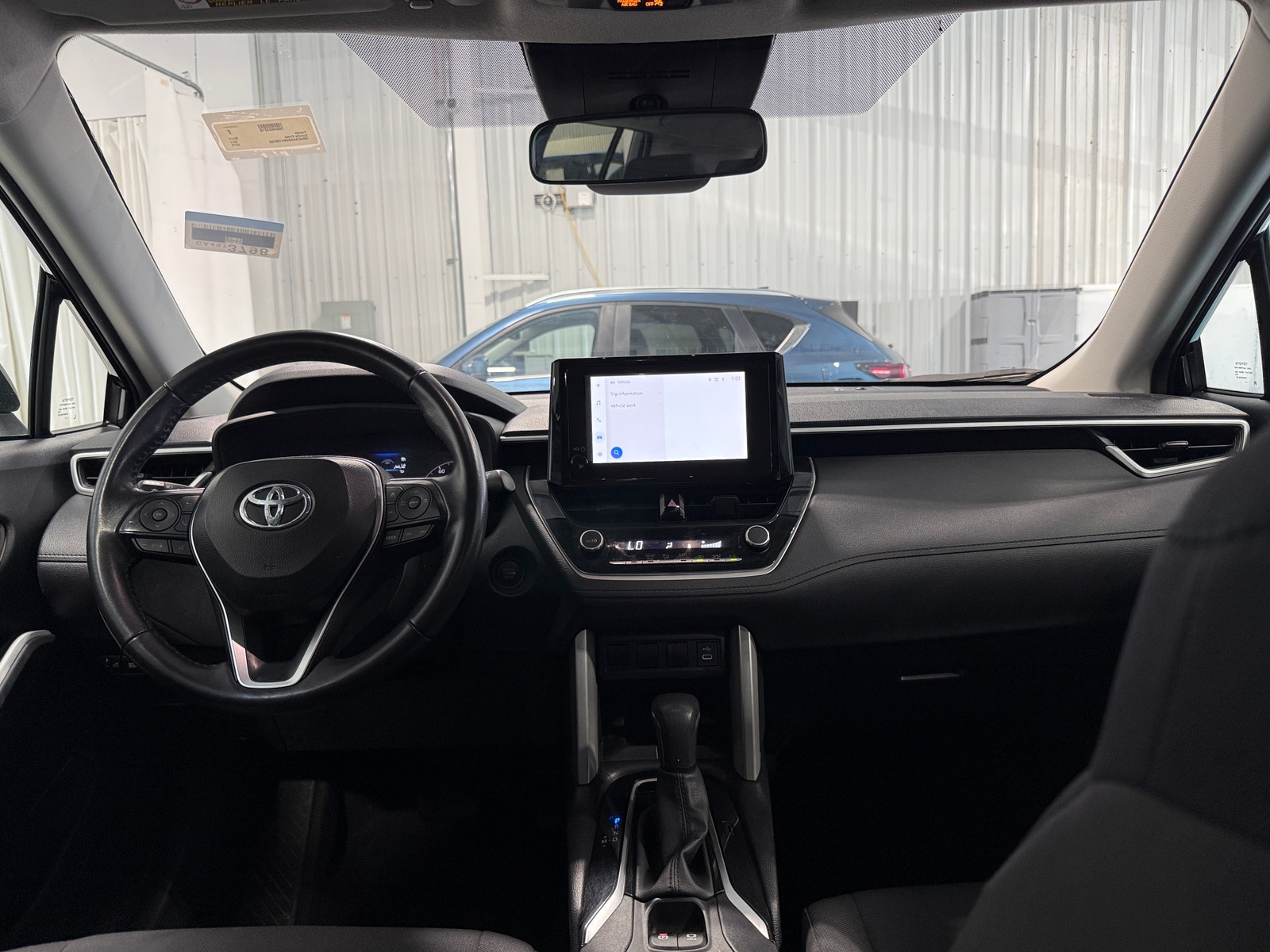 Thumbnail: 2025 Toyota Corolla Cross - 3