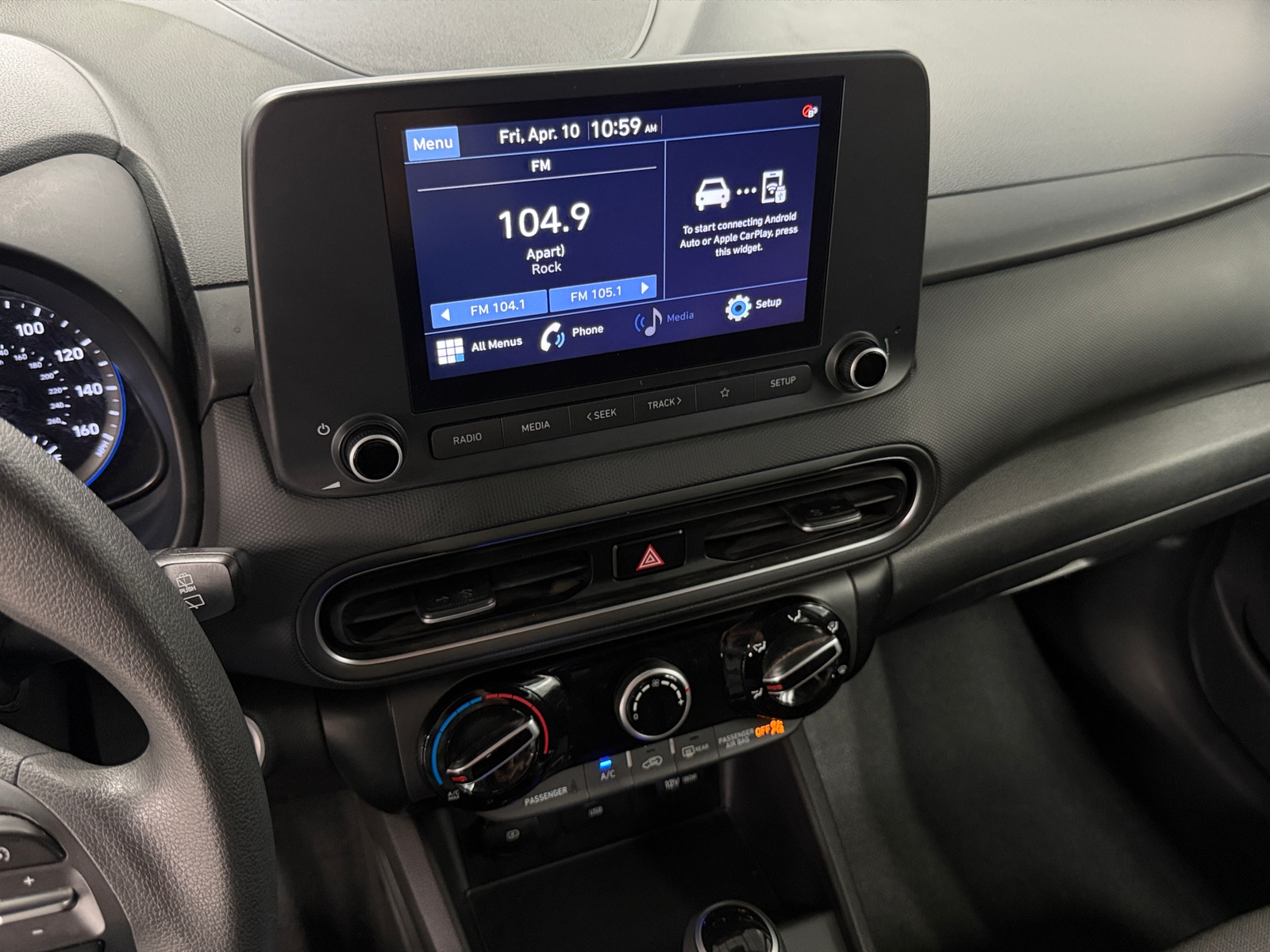 Thumbnail: 2022 Hyundai Kona - 4