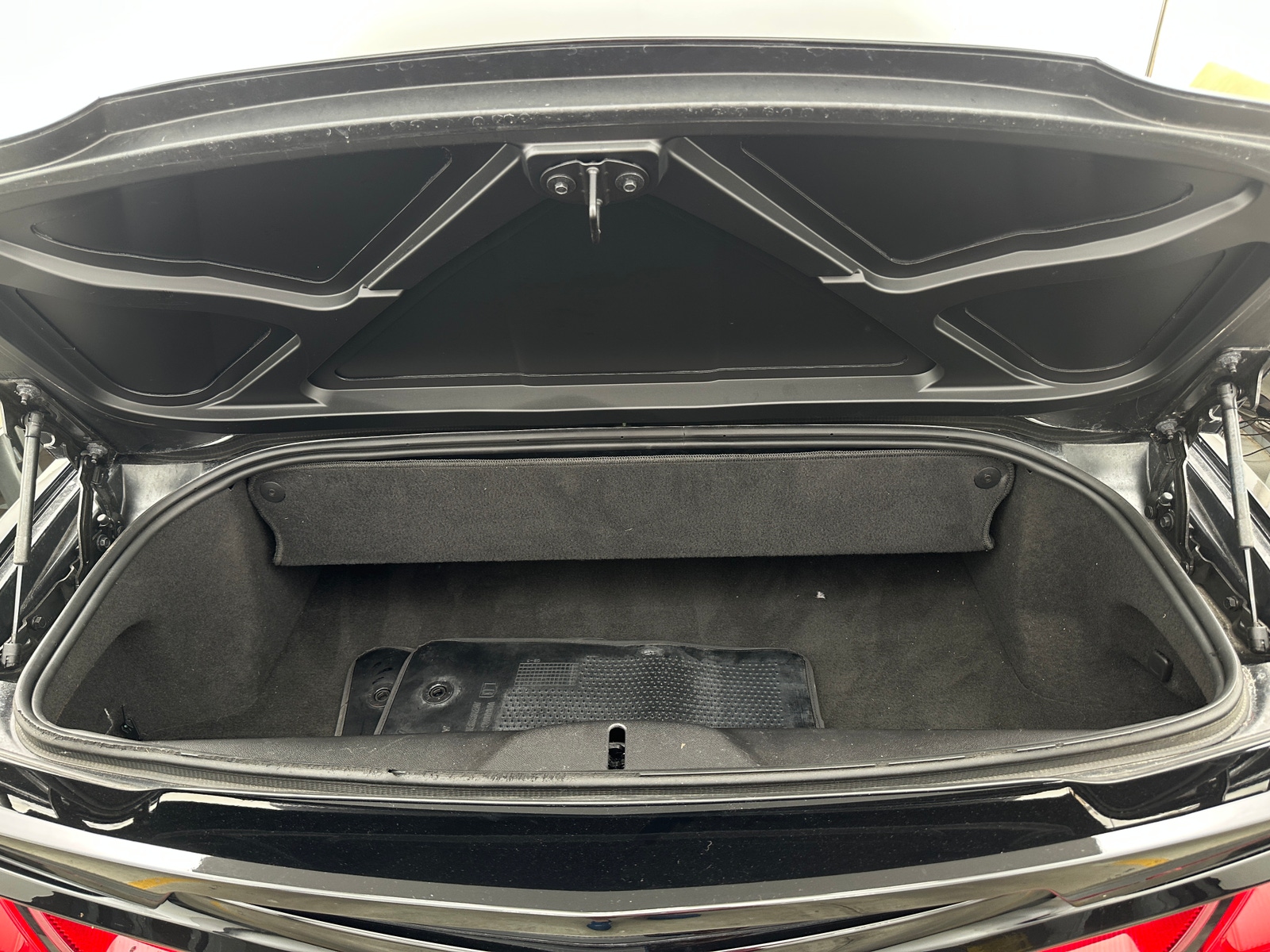 Thumbnail: 2014 Chevrolet Corvette - 4