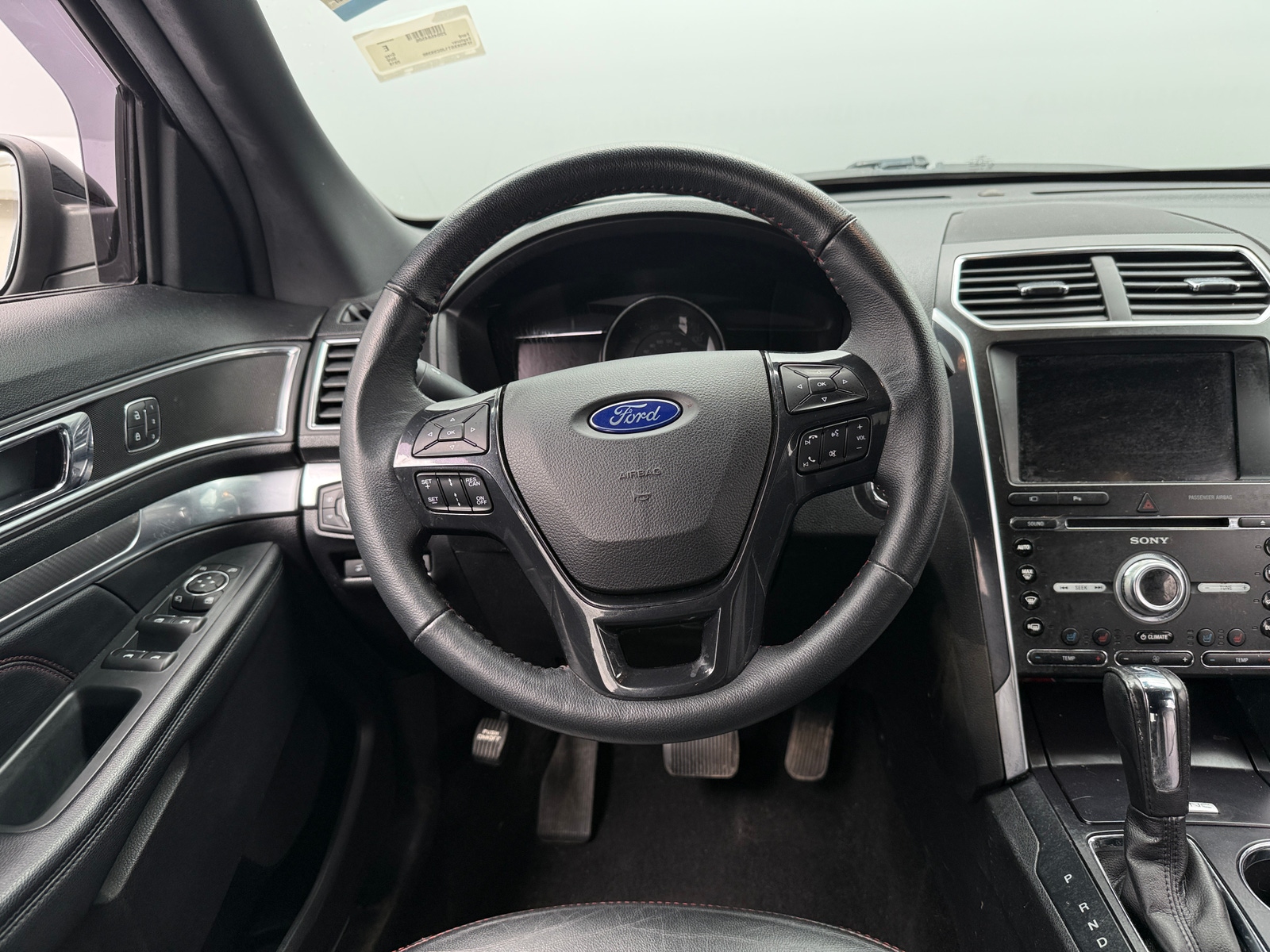 Thumbnail: 2018 Ford Explorer - 4