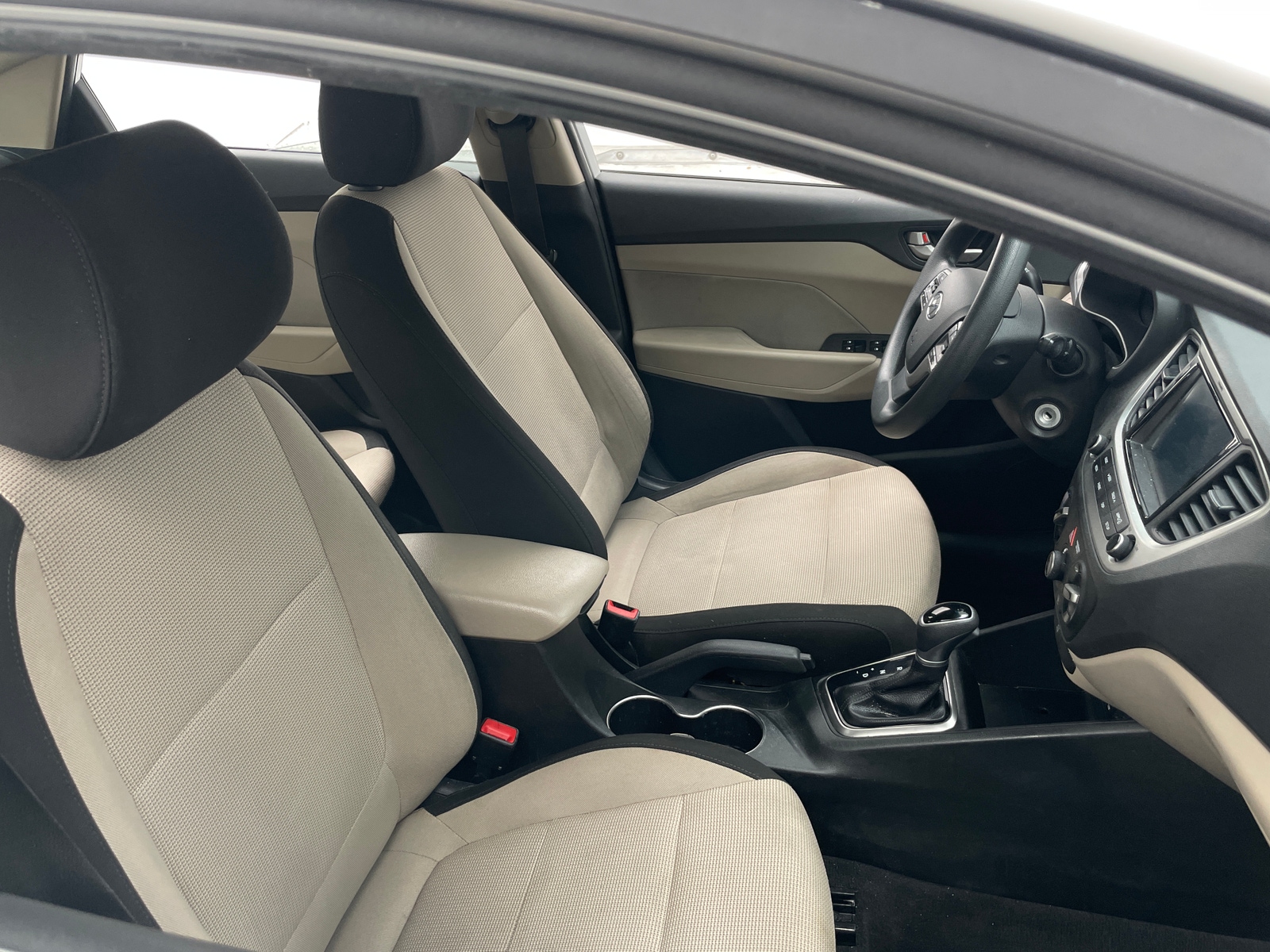 Thumbnail: 2018 Hyundai Accent - 2