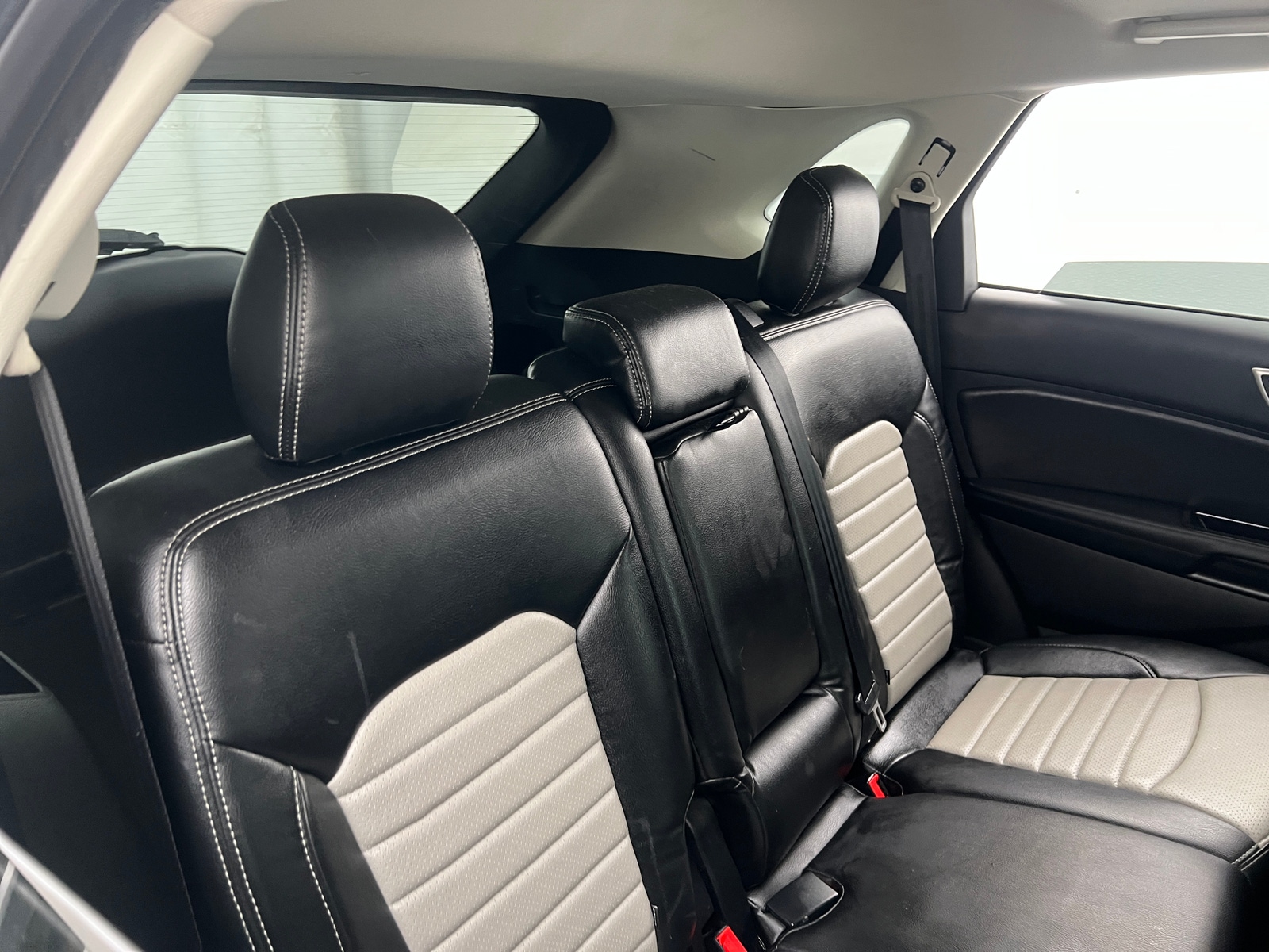 Thumbnail: 2015 Ford Edge - 6