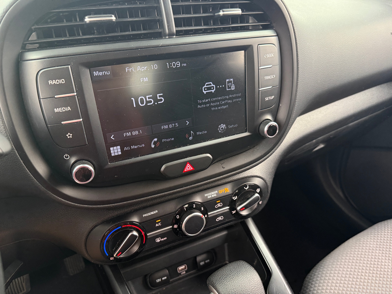 Thumbnail: 2022 Kia Soul - 4