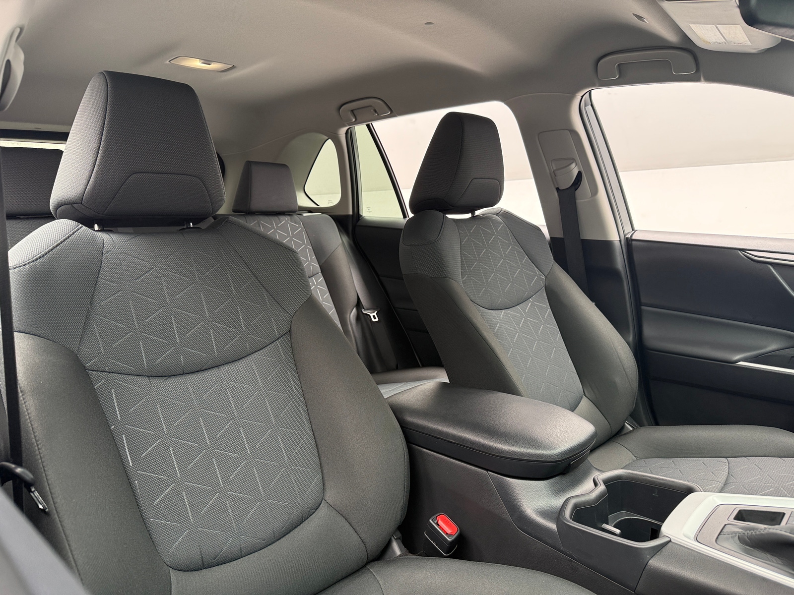 Thumbnail: 2025 Toyota RAV4 - 2