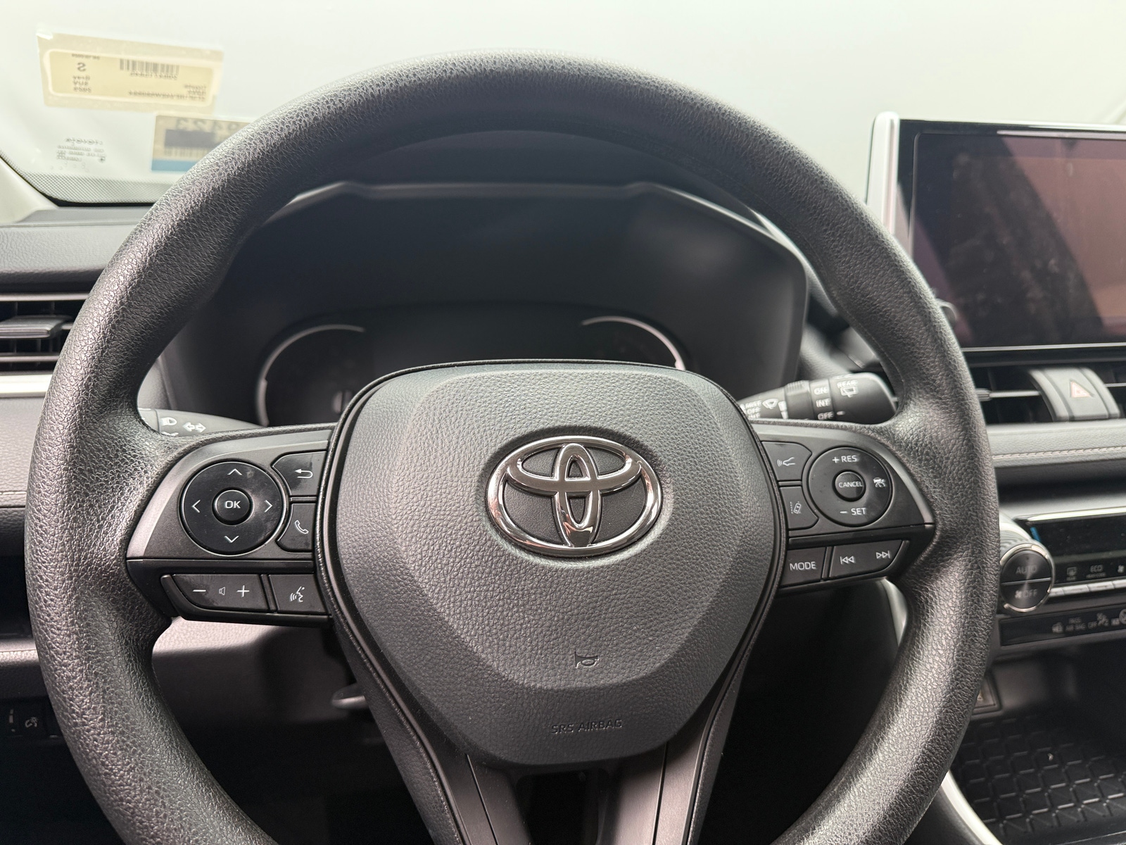 Thumbnail: 2025 Toyota RAV4 - 5