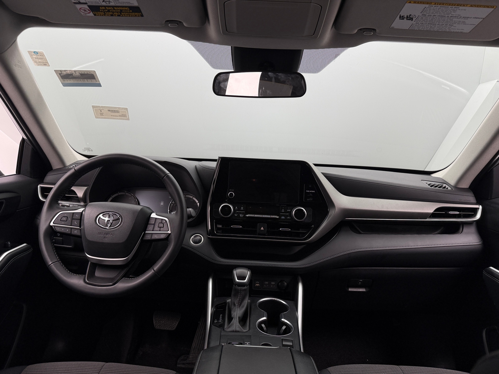 Thumbnail: 2025 Toyota Highlander - 3