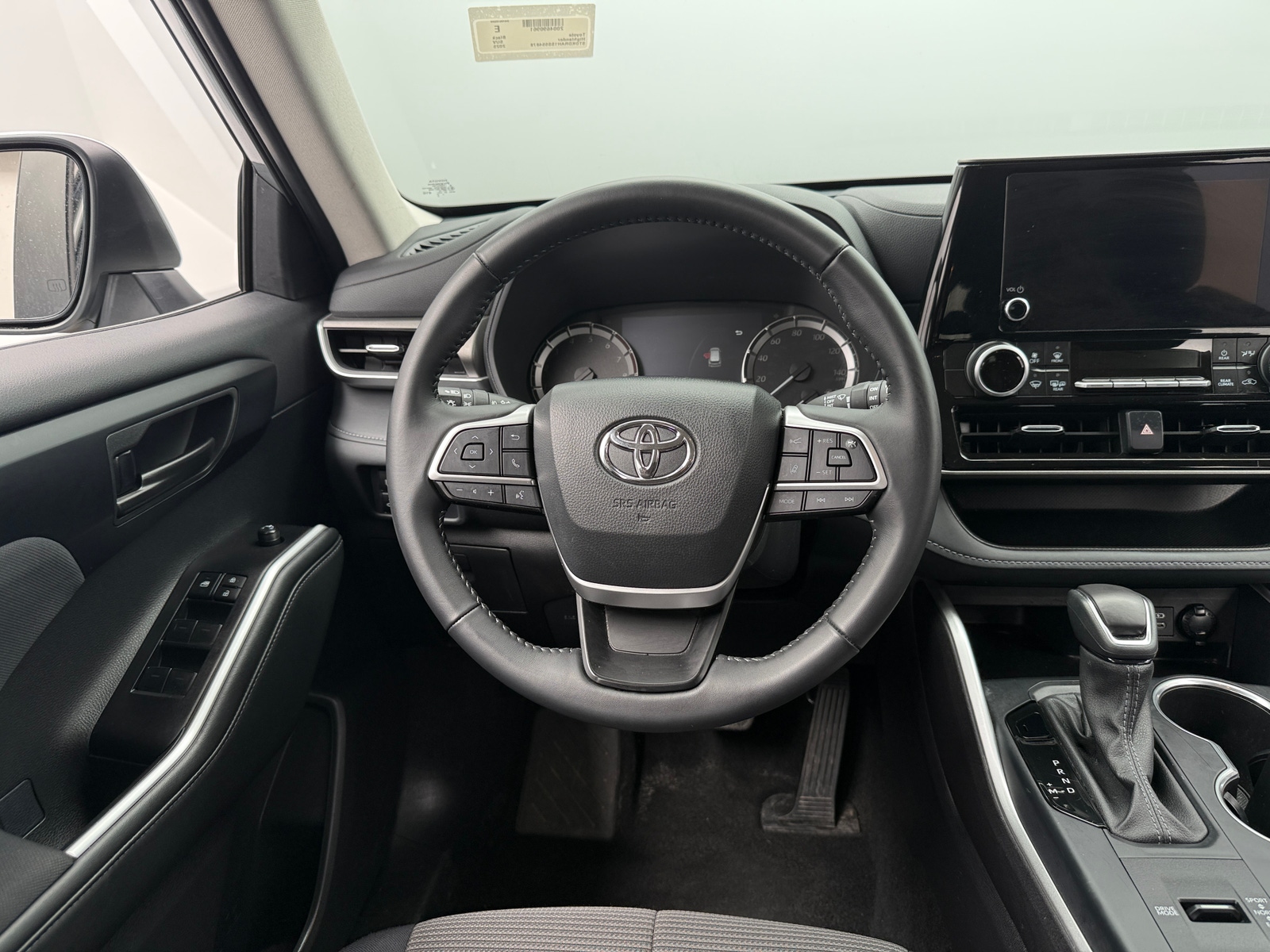 Thumbnail: 2025 Toyota Highlander - 5