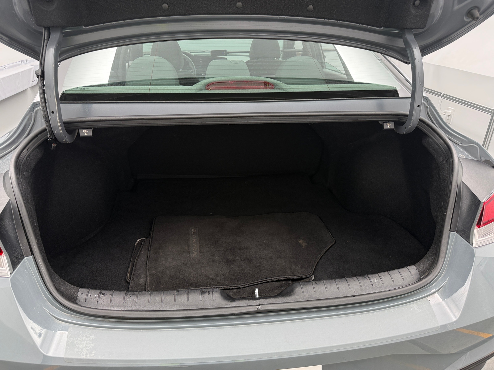 Thumbnail: 2023 Hyundai Elantra - 7