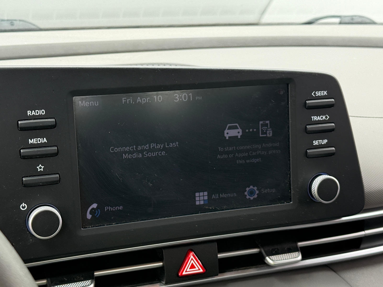 Thumbnail: 2023 Hyundai Elantra - 4