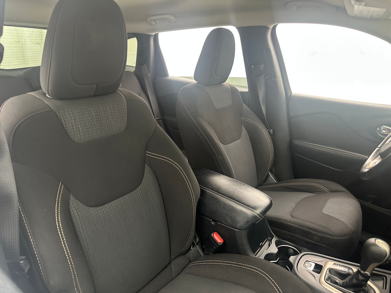 Thumbnail: 2016 Jeep Cherokee - 2