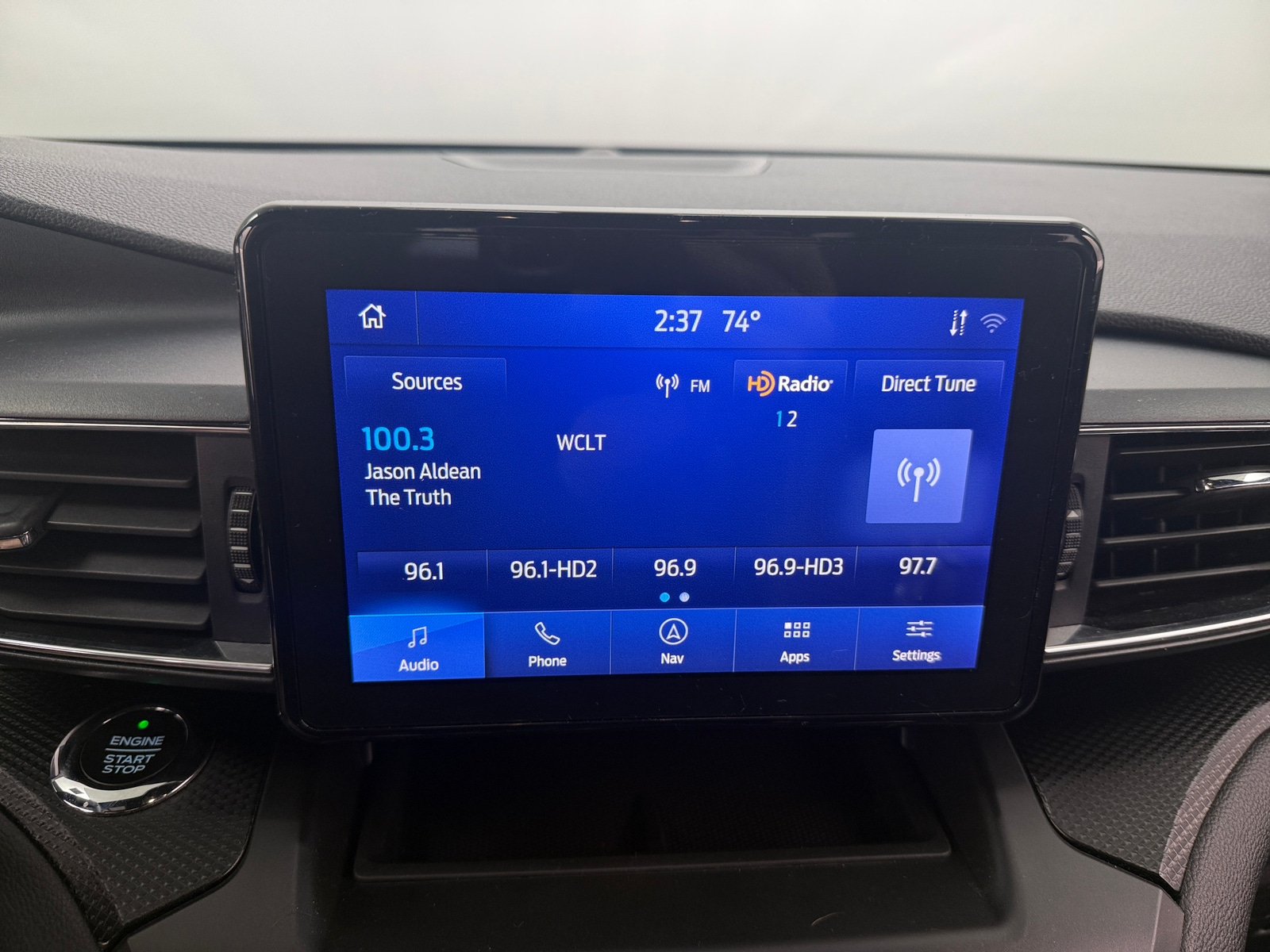 Thumbnail: 2020 Ford Explorer - 3