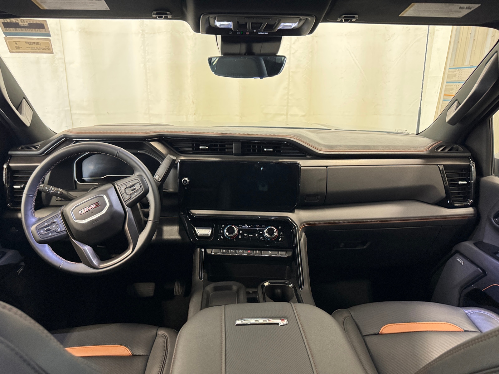 Thumbnail: 2025 GMC Sierra 2500 - 2