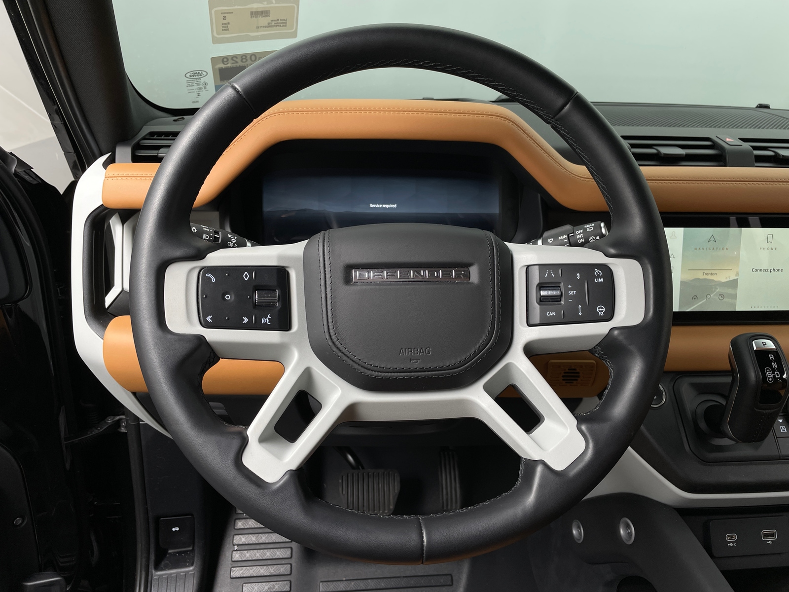 Thumbnail: 2024 Land Rover Defender - 3