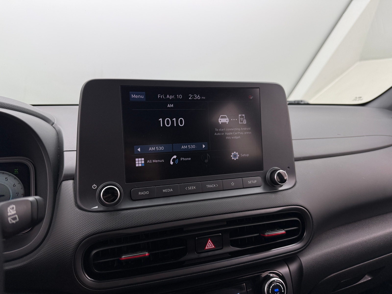 Thumbnail: 2022 Hyundai Kona - 4