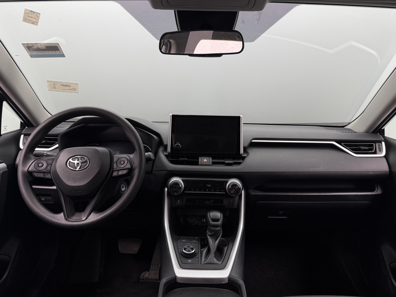 Thumbnail: 2025 Toyota RAV4 - 3