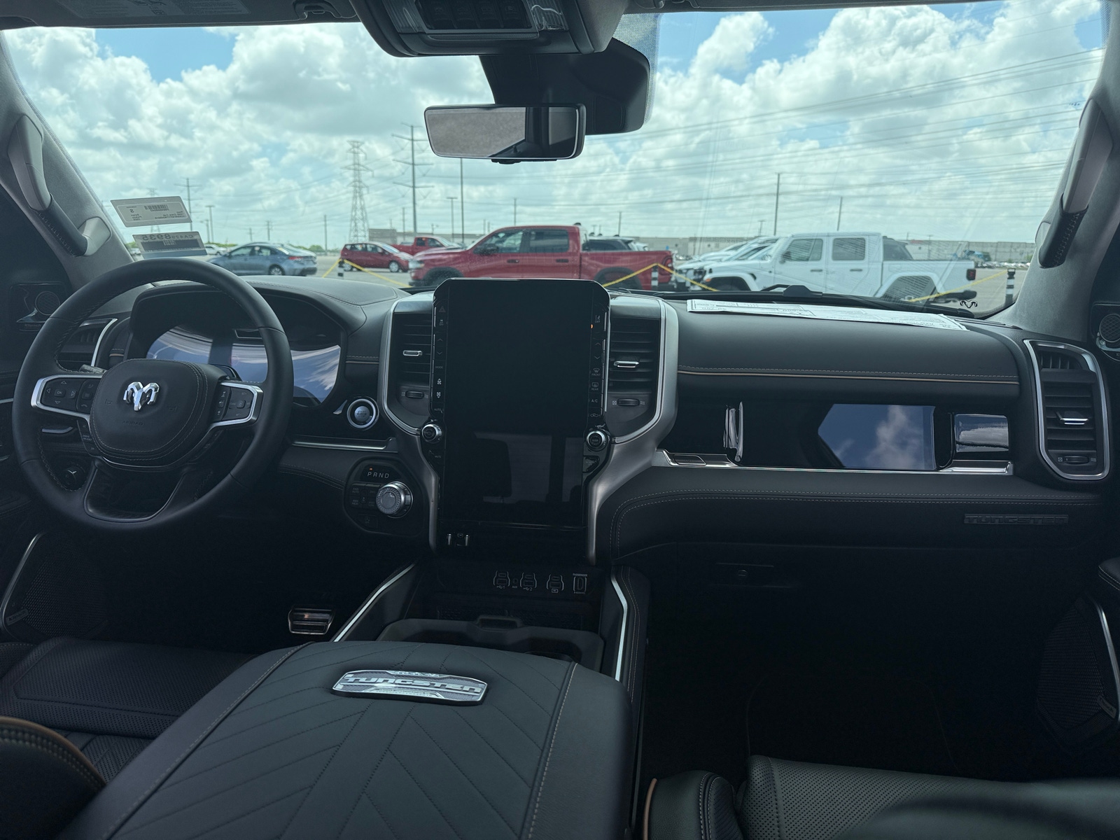 Thumbnail: 2026 RAM 1500 - 2