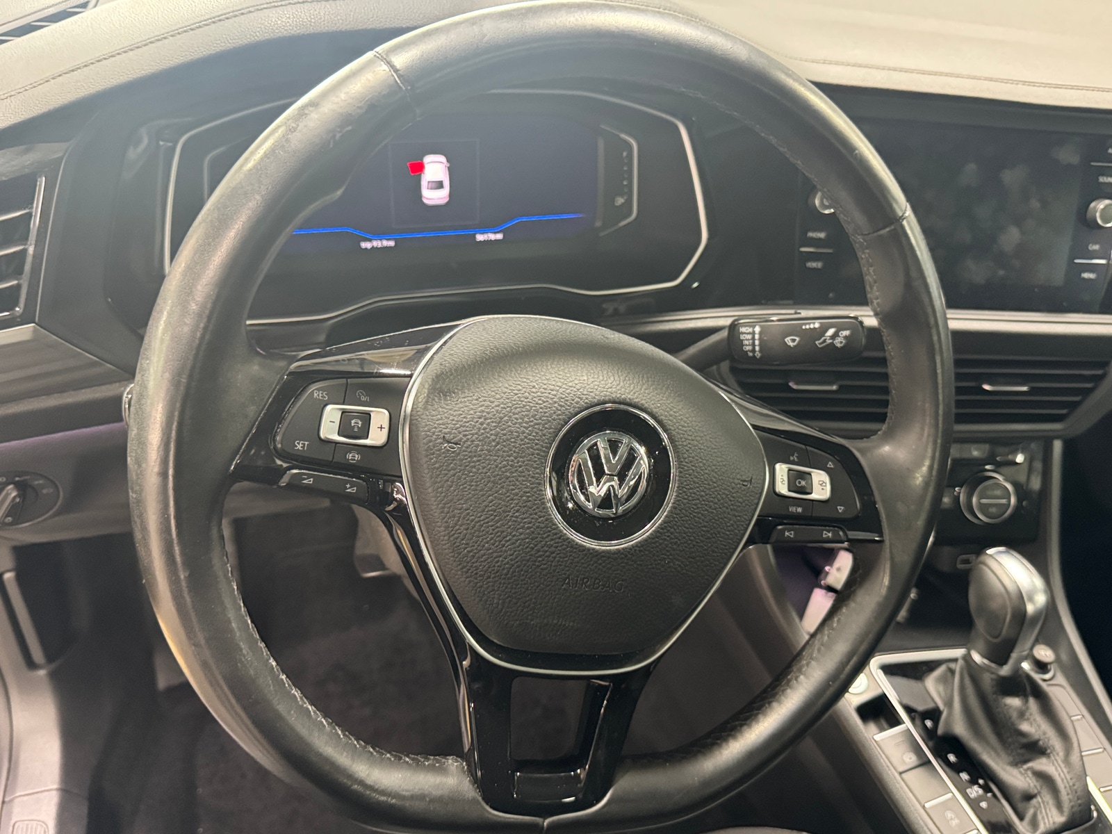 Thumbnail: 2019 Volkswagen Jetta - 4