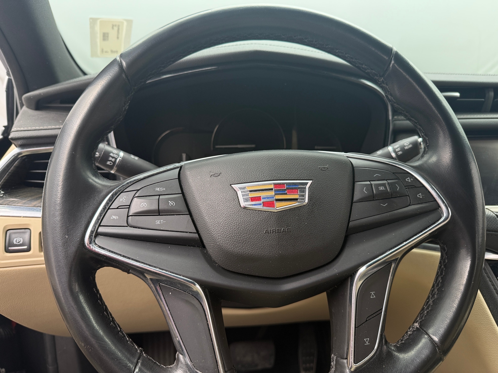 Thumbnail: 2018 Cadillac XT5 - 4