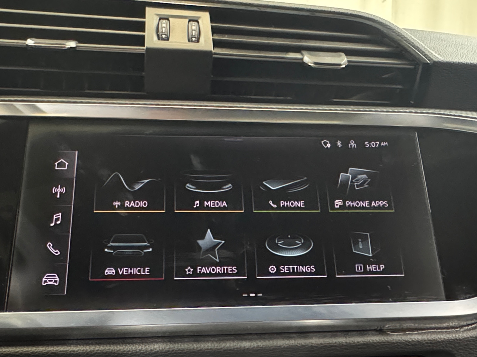 Thumbnail: 2024 Audi Q3 - 3