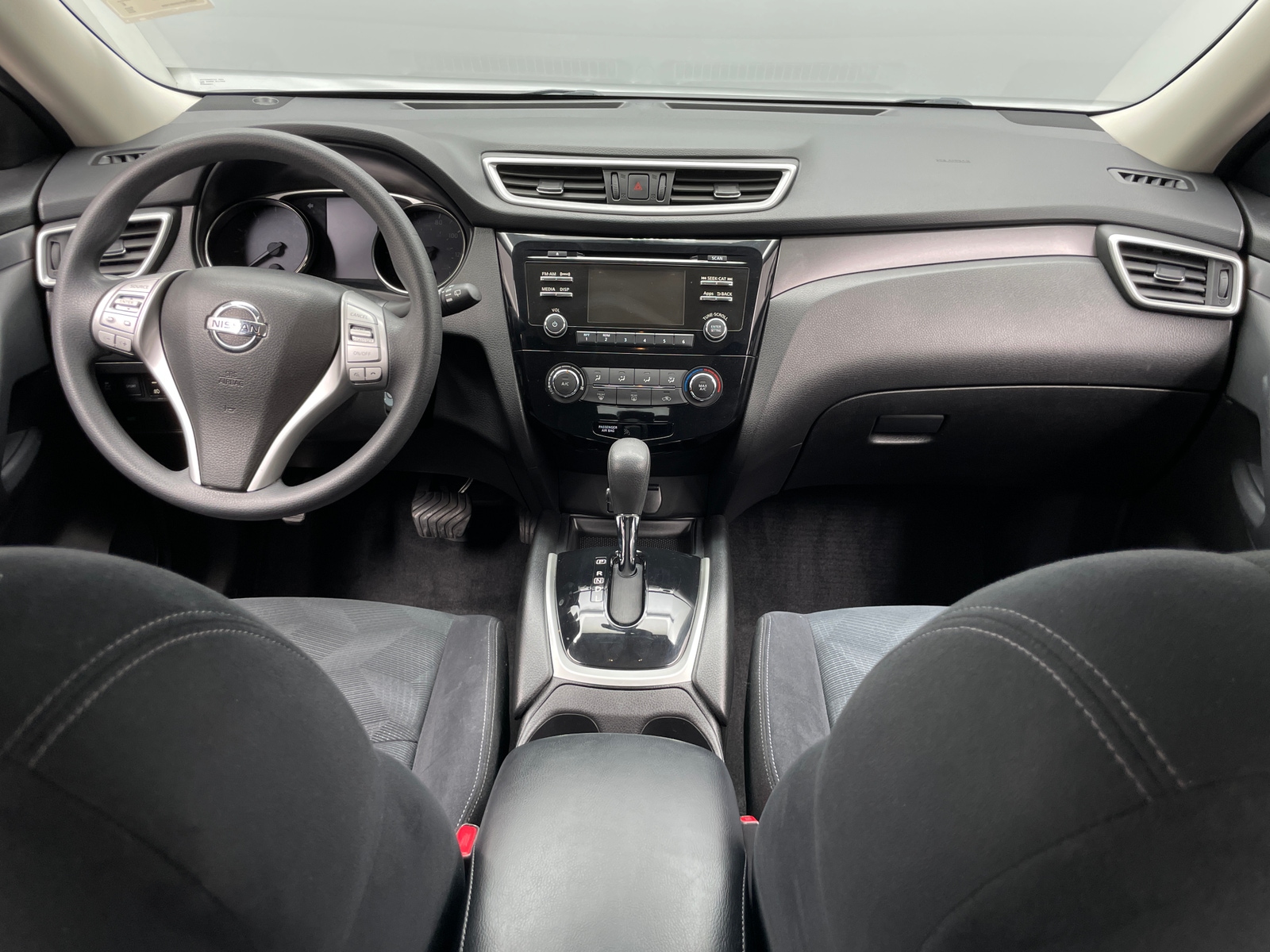 Thumbnail: 2016 Nissan Rogue - 3