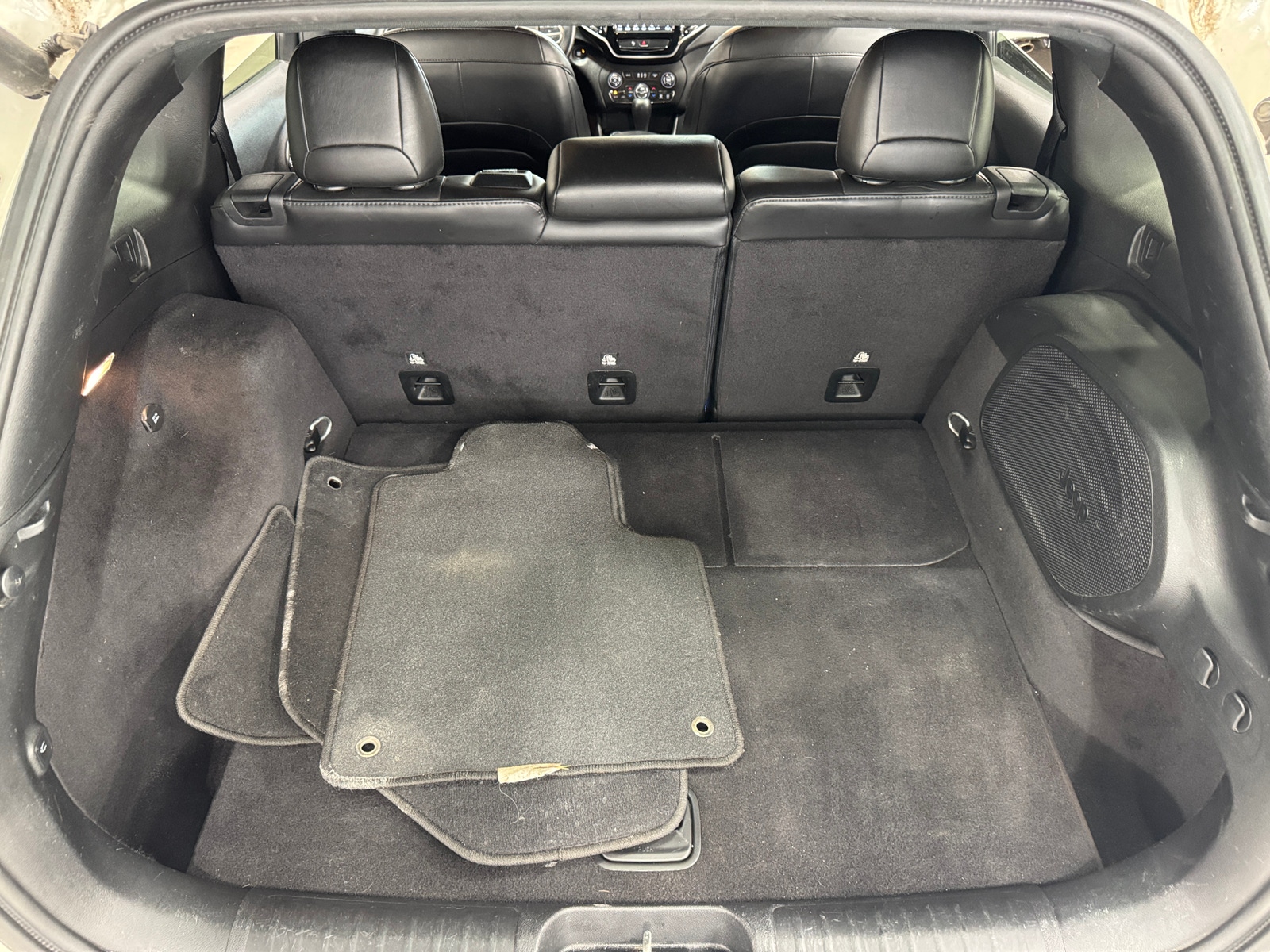 Thumbnail: 2019 Jeep Cherokee - 6