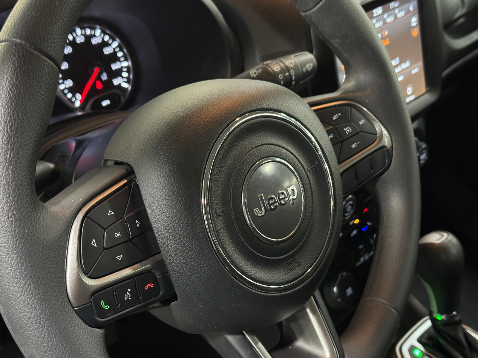 Thumbnail: 2022 Jeep Renegade - 5