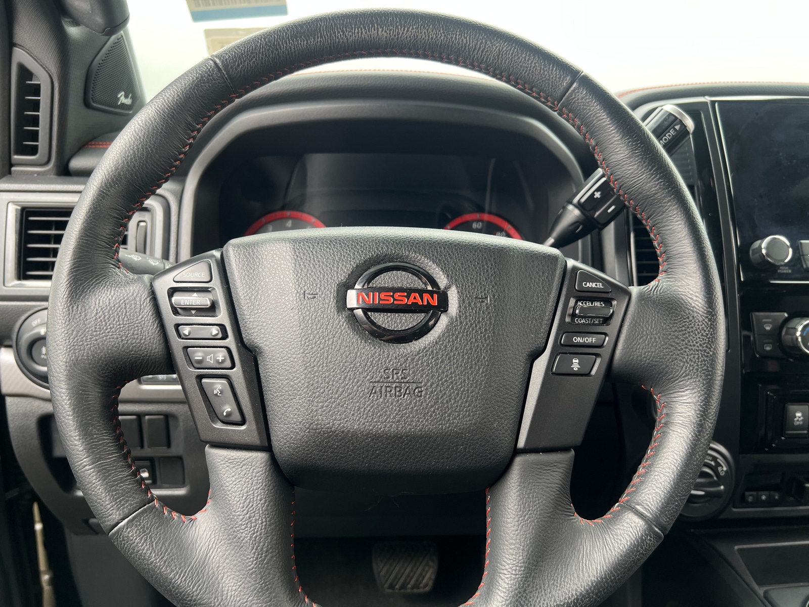 Thumbnail: 2021 Nissan Titan - 5