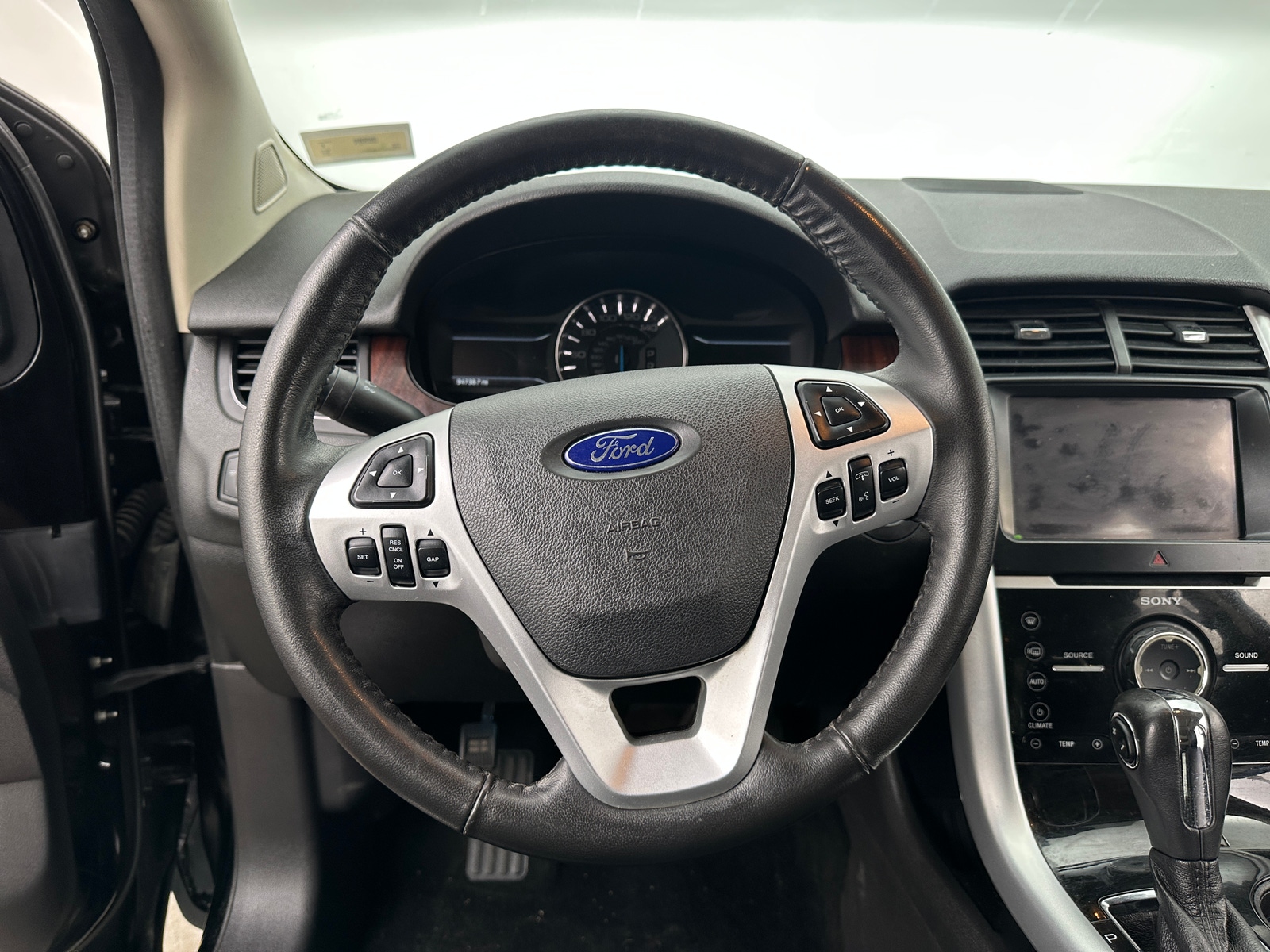 Thumbnail: 2011 Ford Edge - 4