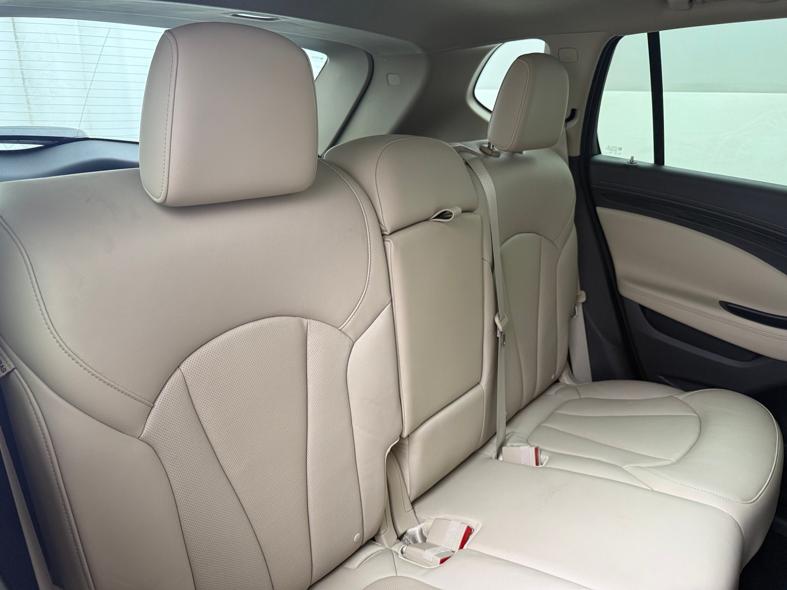 Thumbnail: 2017 Buick Envision - 5