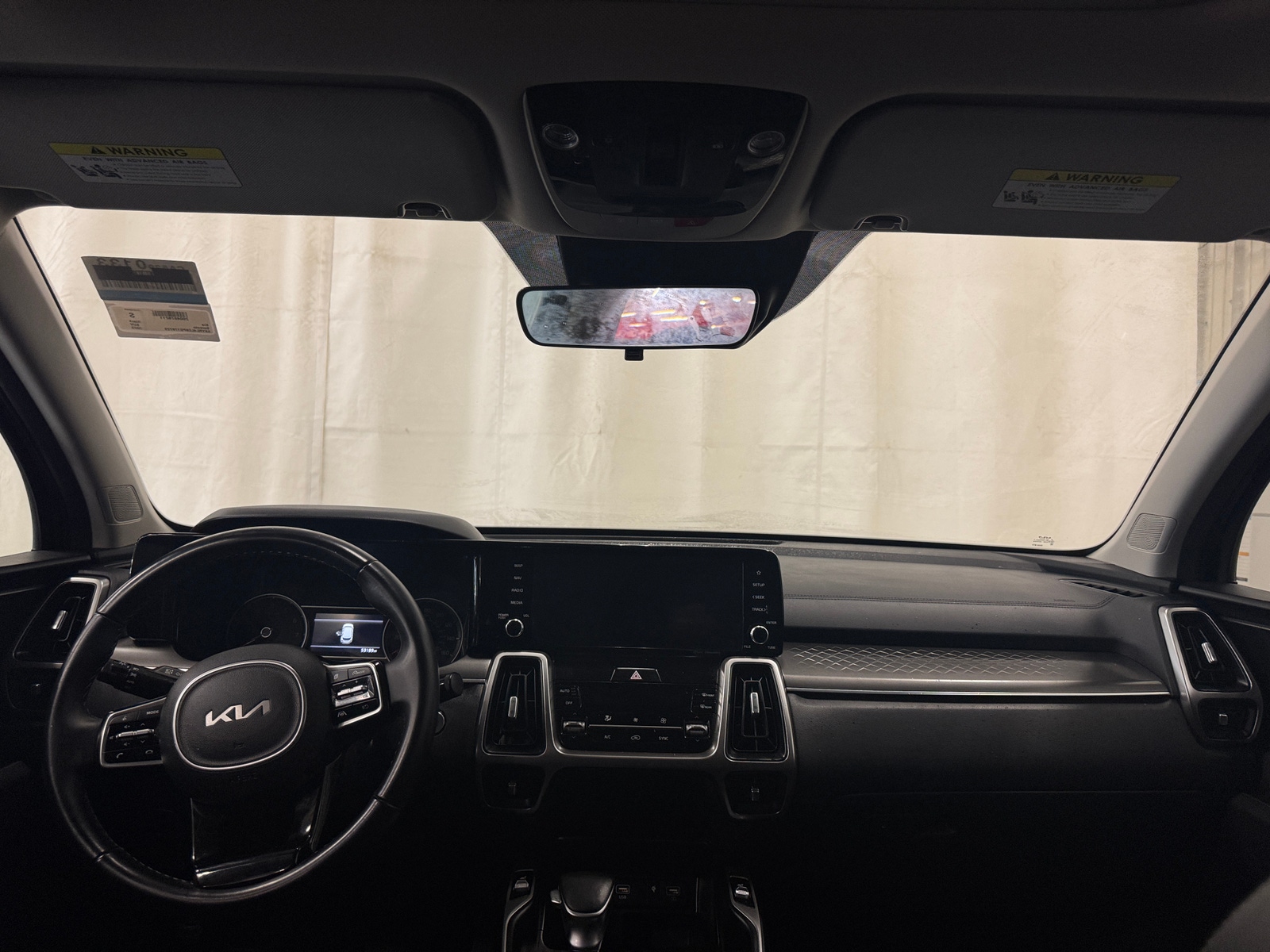 Thumbnail: 2023 Kia Sorento - 2