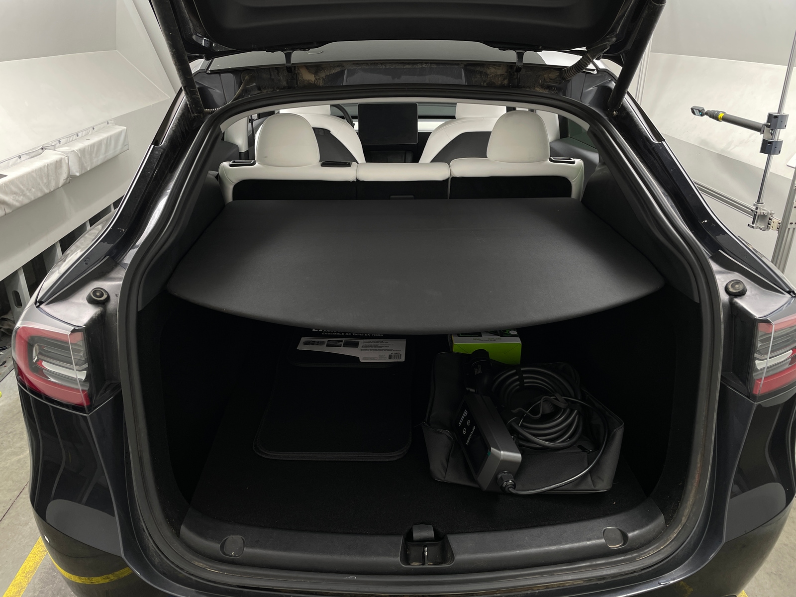 Thumbnail: 2025 Tesla Model Y - 6