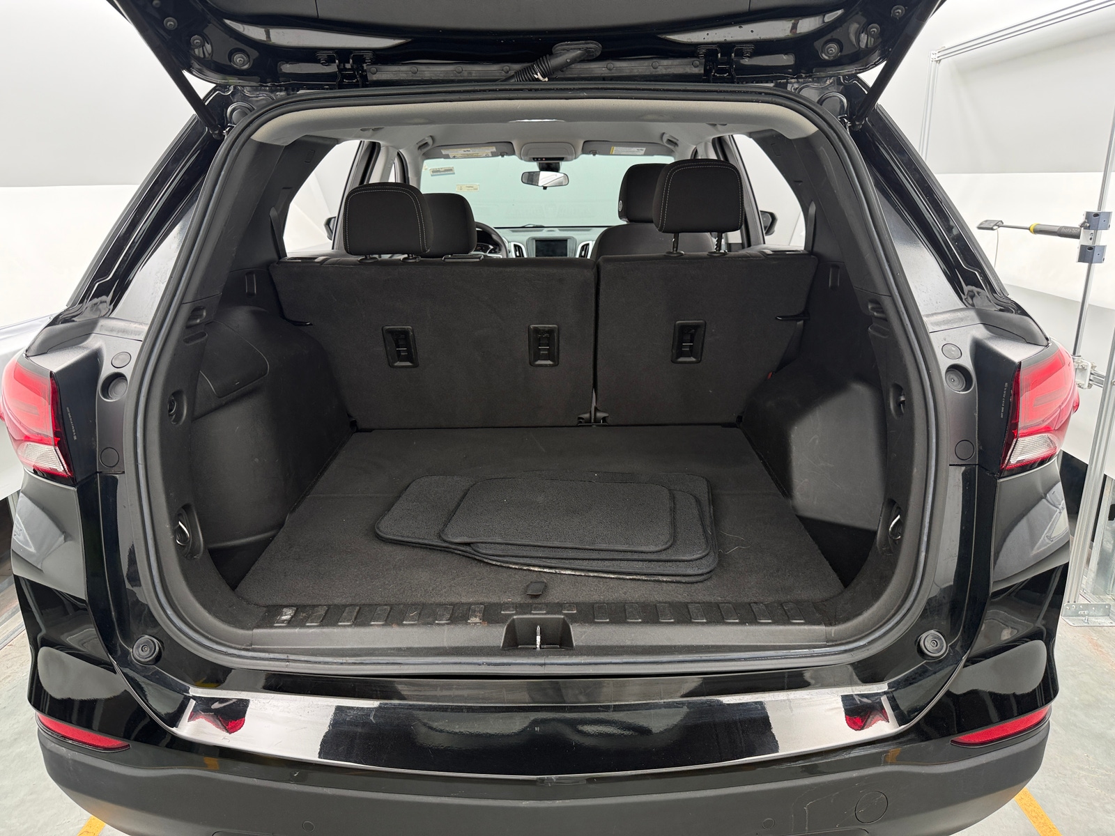 Thumbnail: 2022 Chevrolet Equinox - 7