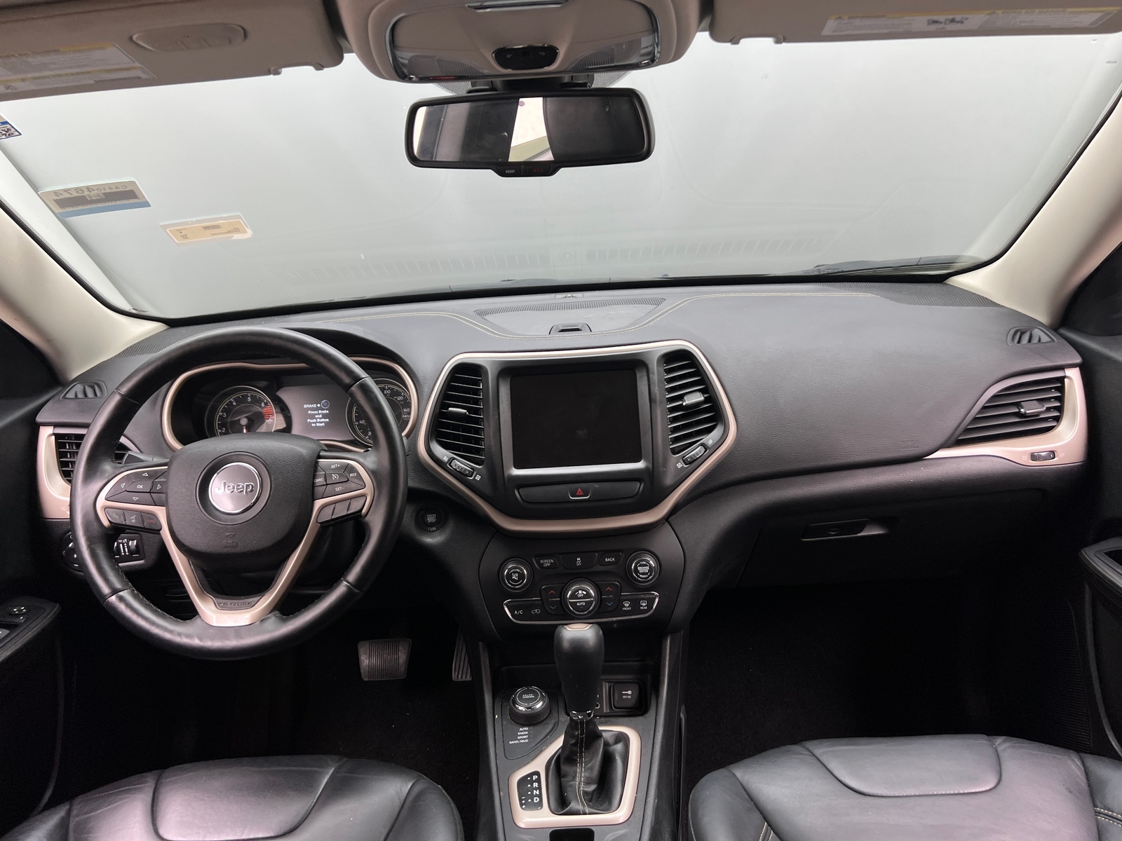 Thumbnail: 2017 Jeep Cherokee - 2