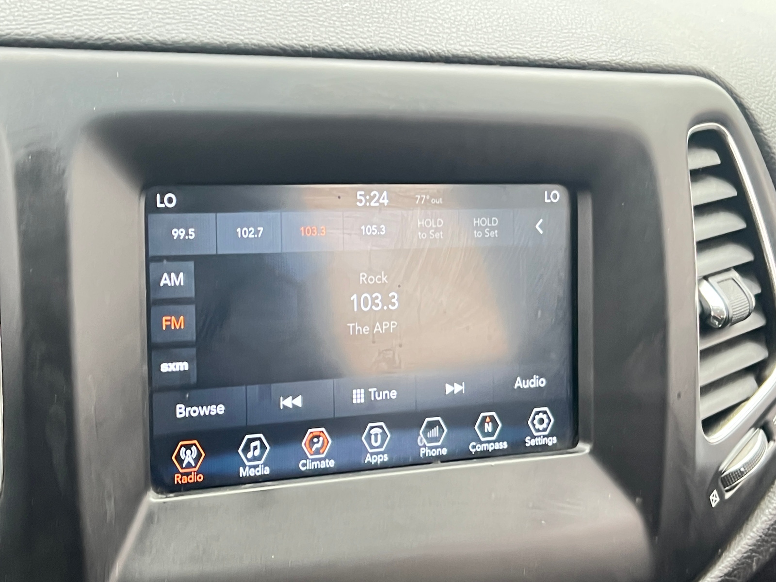 Thumbnail: 2018 Jeep Compass - 4