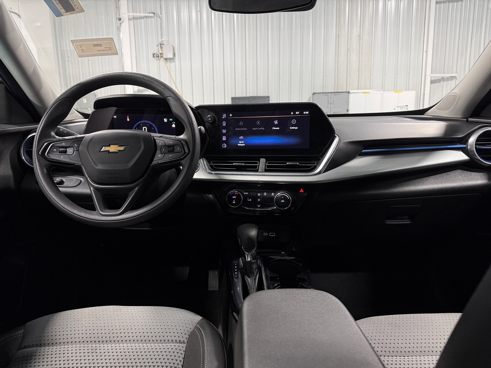 Thumbnail: 2025 Chevrolet Trax - 3