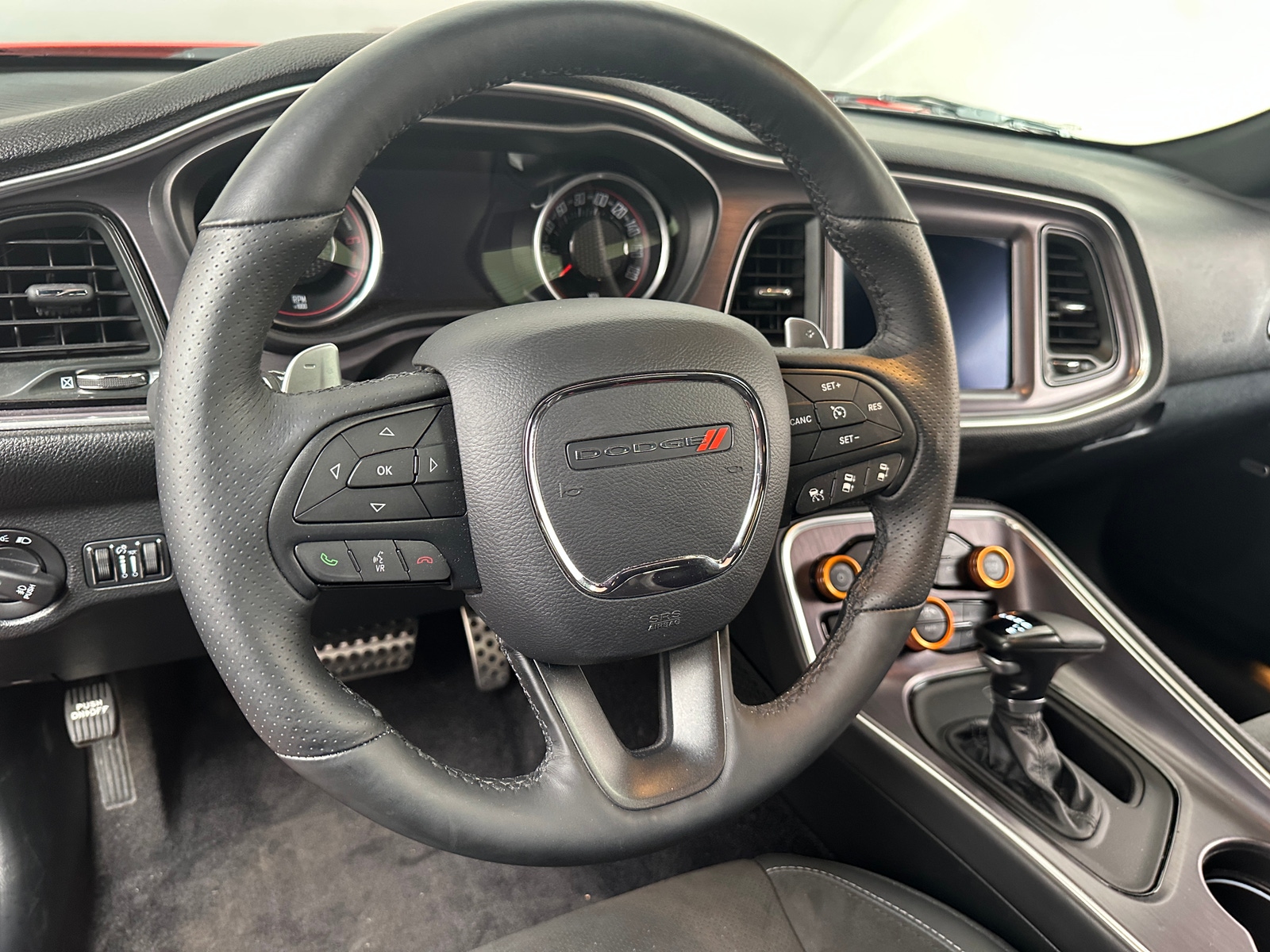 Thumbnail: 2017 Dodge Challenger - 3