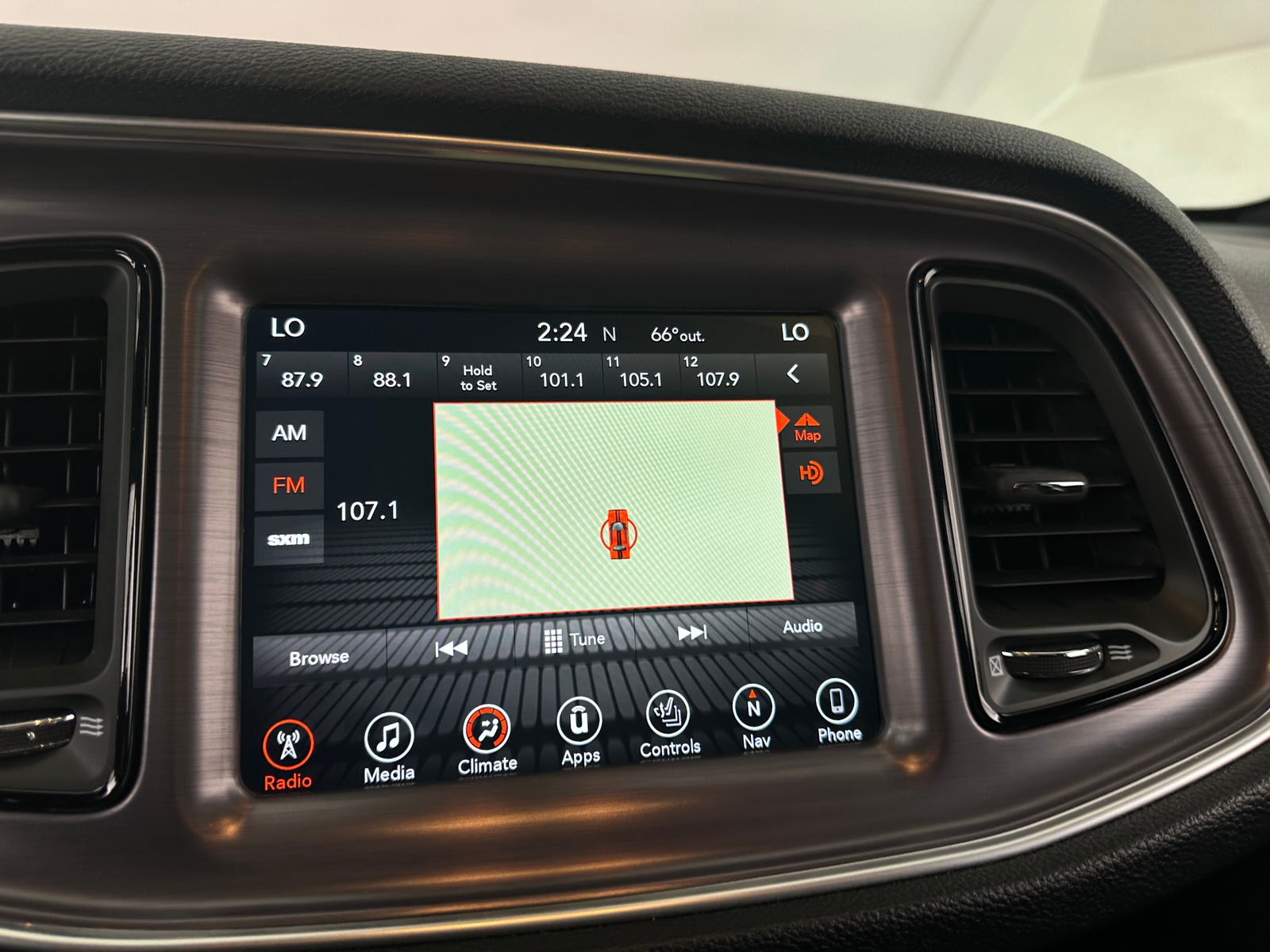 Thumbnail: 2017 Dodge Challenger - 2