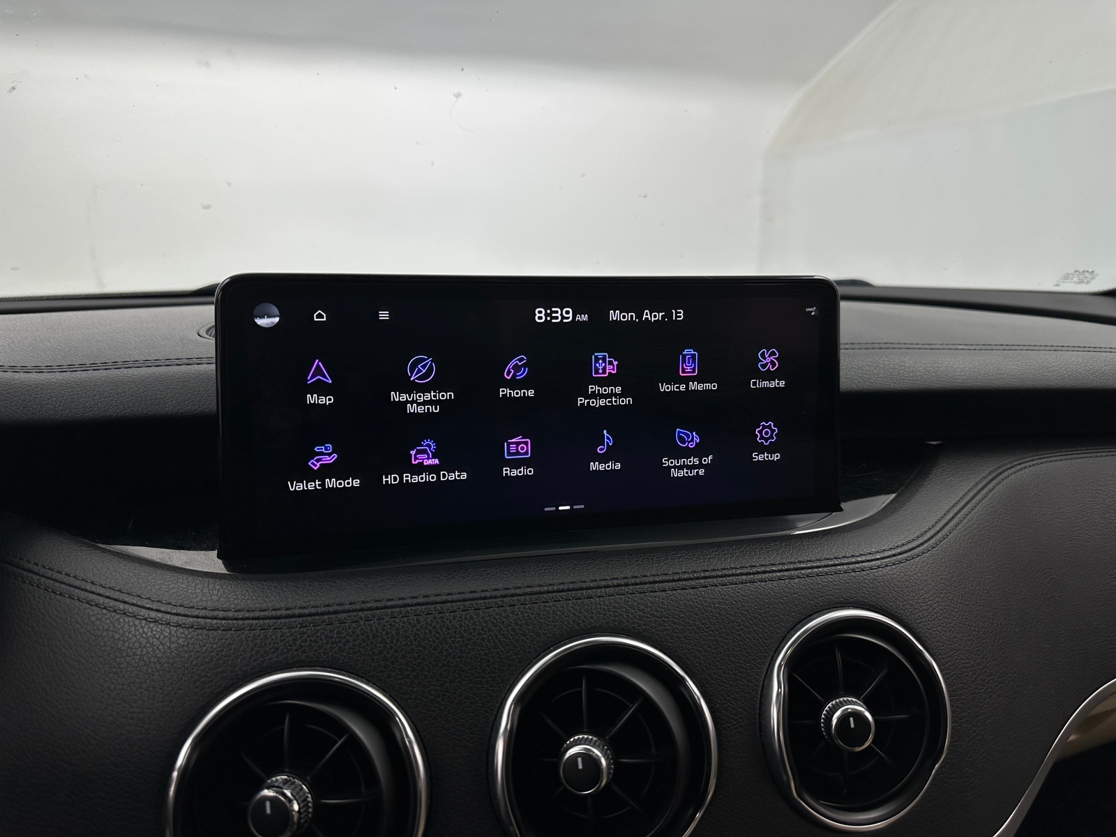 Thumbnail: 2022 Kia Stinger - 3