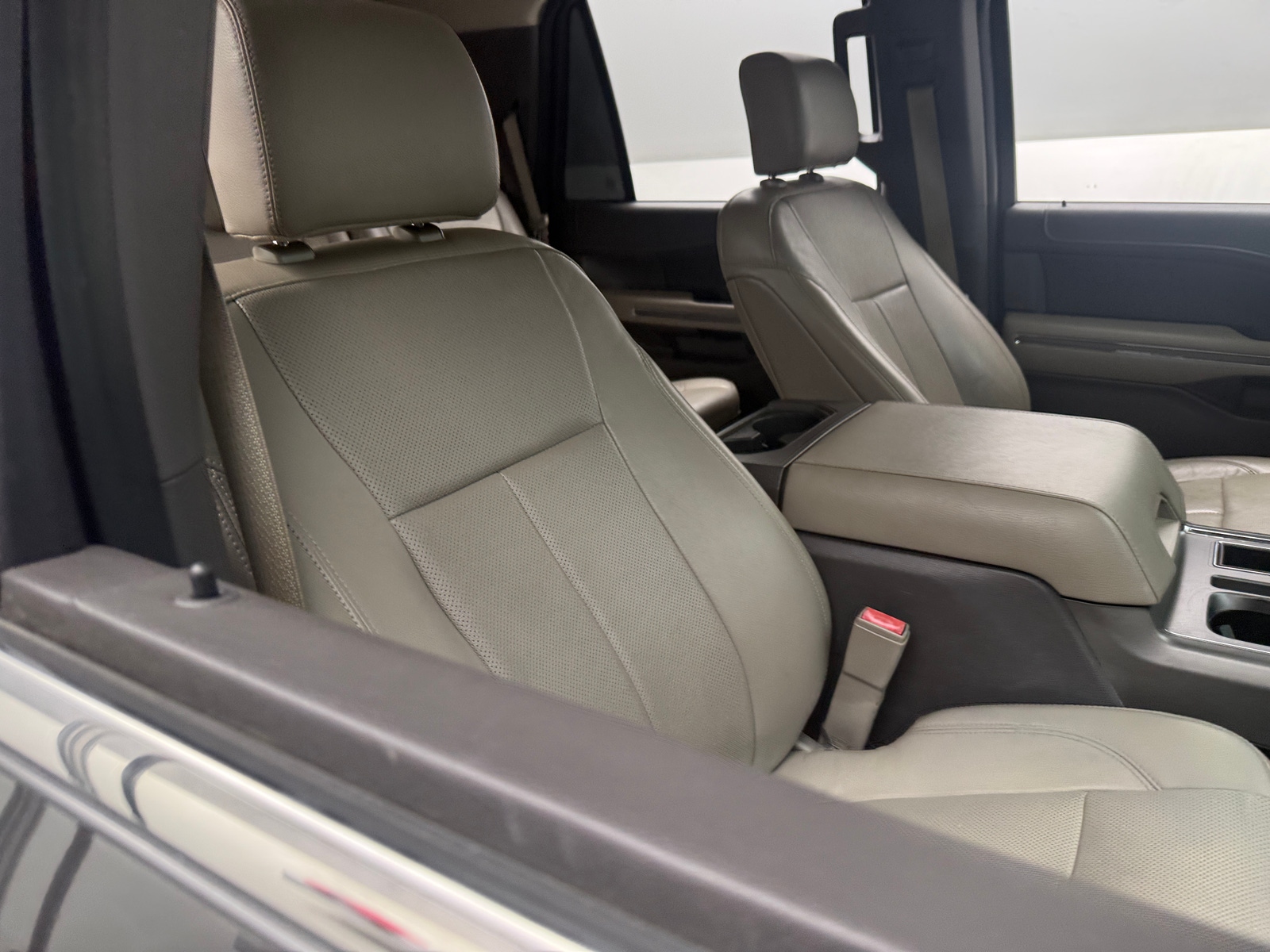 Thumbnail: 2018 Ford Expedition - 2