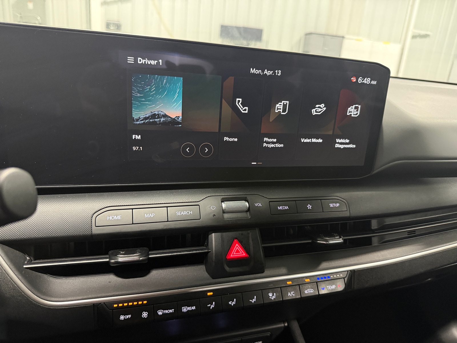 Thumbnail: 2025 Kia K4 - 4