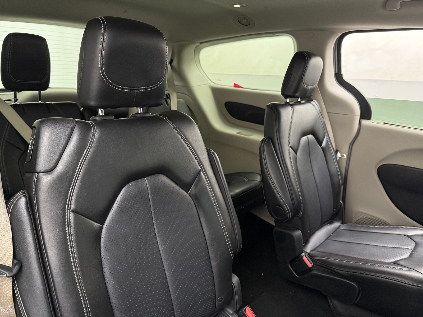 Thumbnail: 2024 Chrysler Pacifica - 5