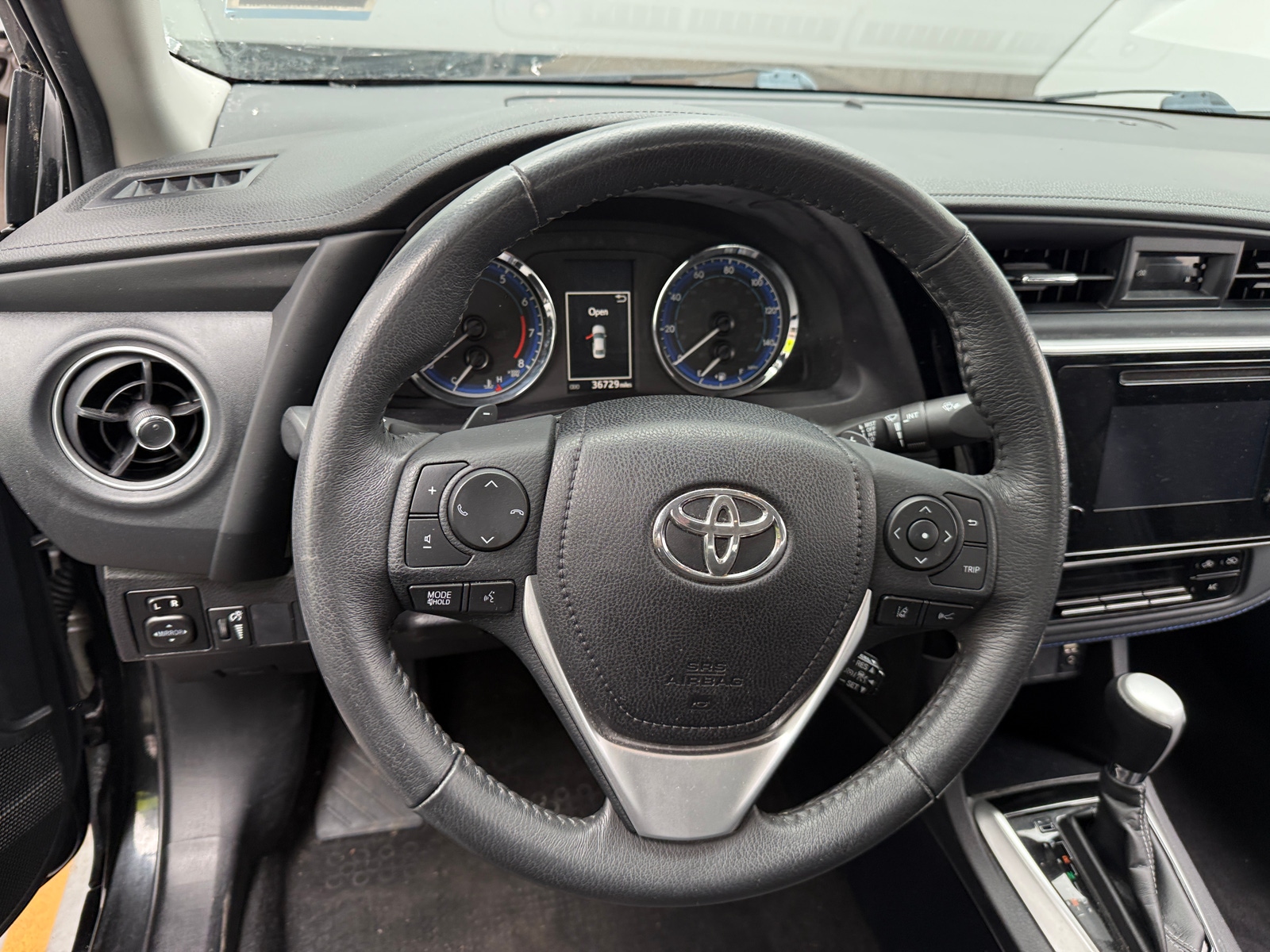 Thumbnail: 2017 Toyota Corolla - 4